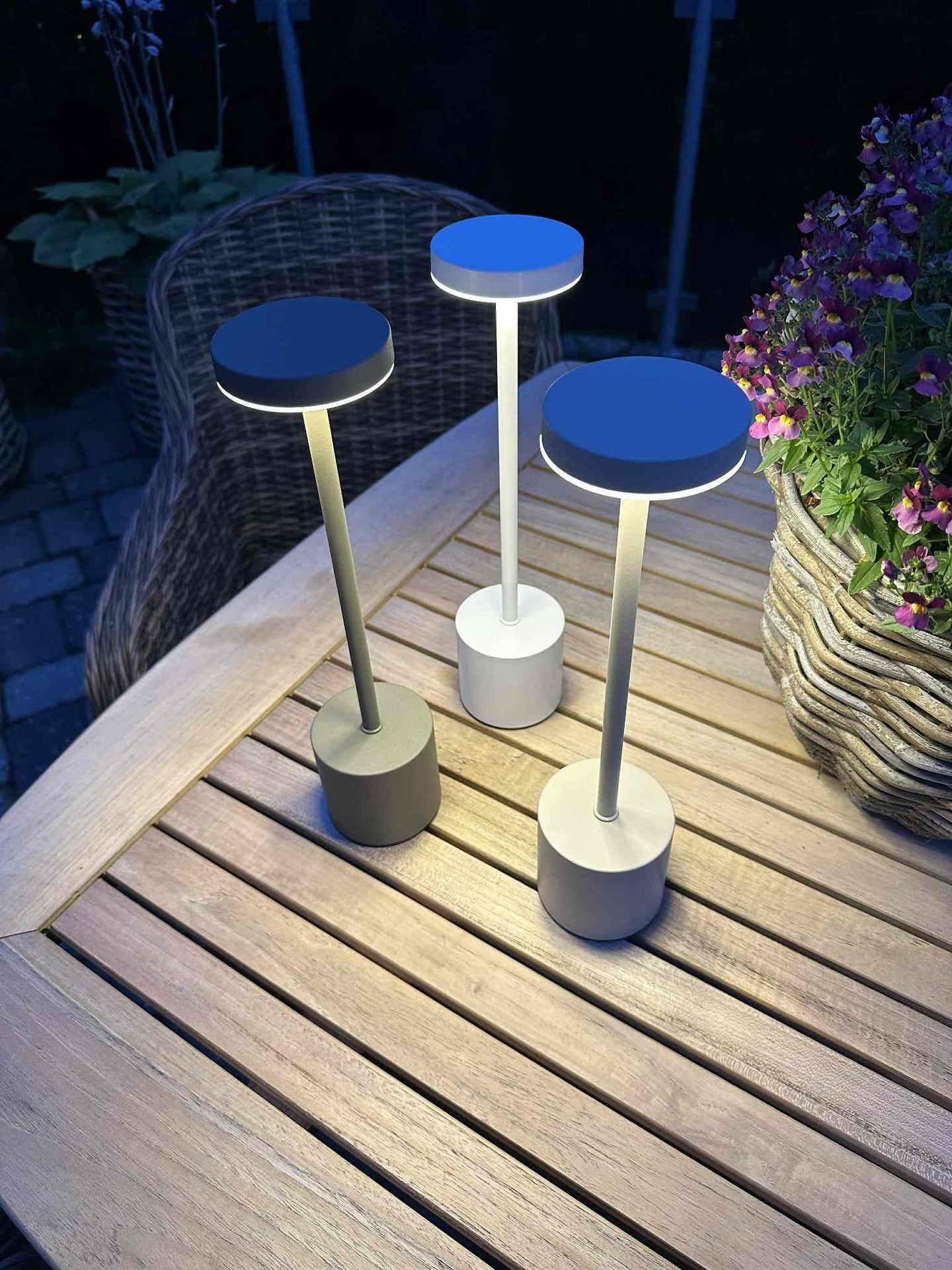 LED-Tischlampe KELLY Weiß - wiederaufladbar