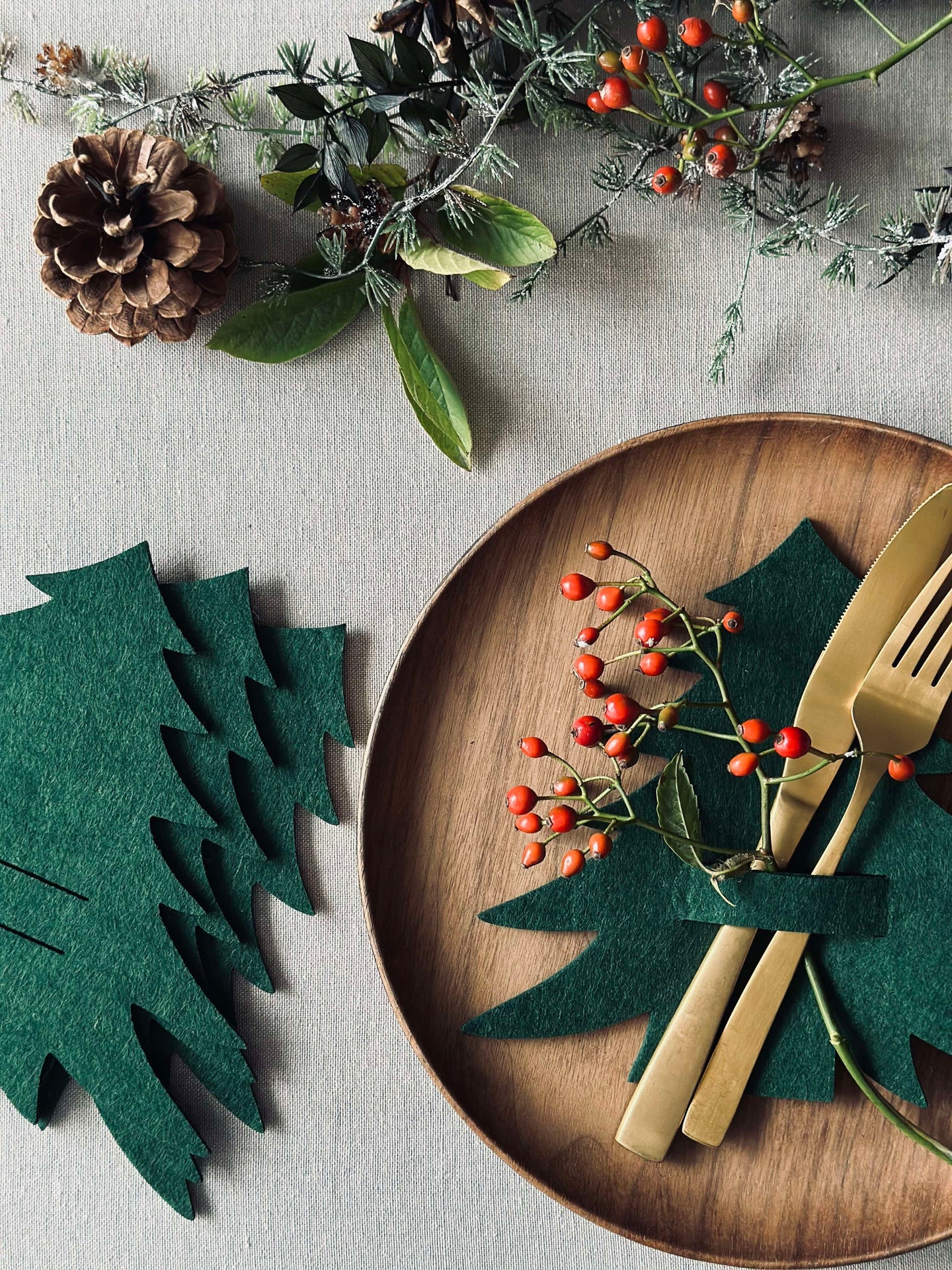 Weihnachtsbaum für Tischdekoration - Grün, 4 Stück