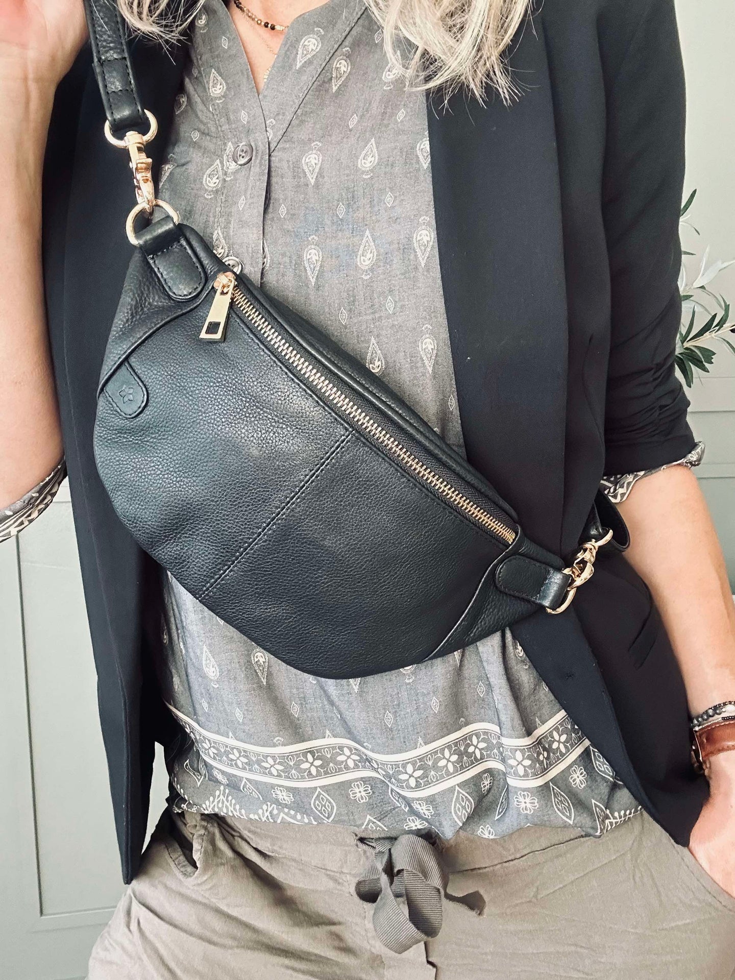 Bumbag Molly - Black / gold