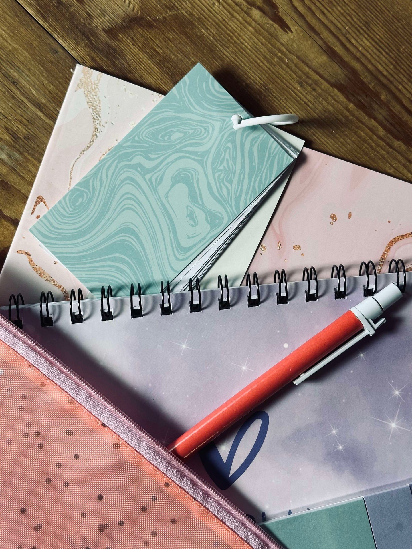Set mit Notizbüchern und Tasche - Pastell