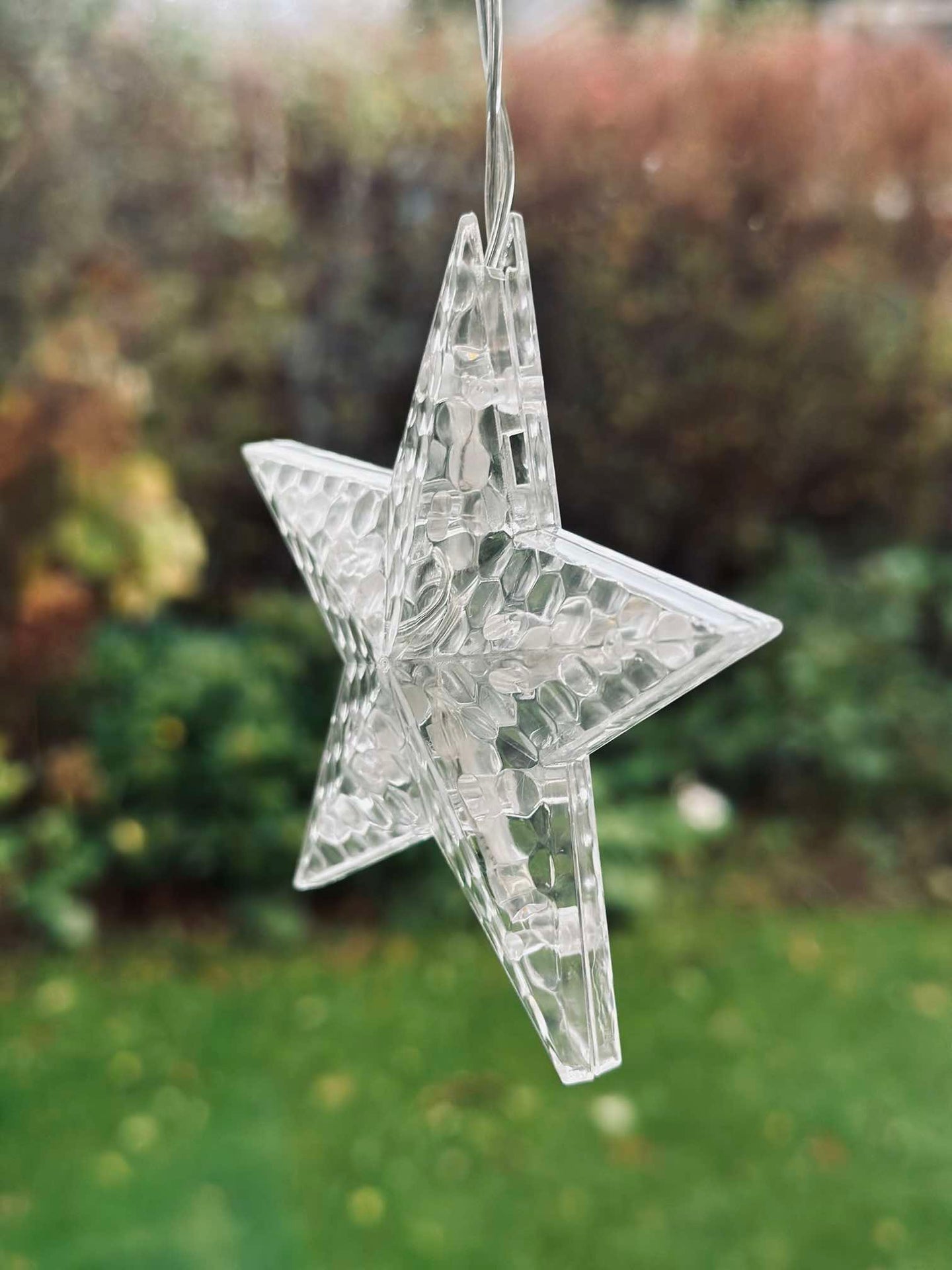 Lichterkette mit 12 Sternen - Zugelassen für innen / außen