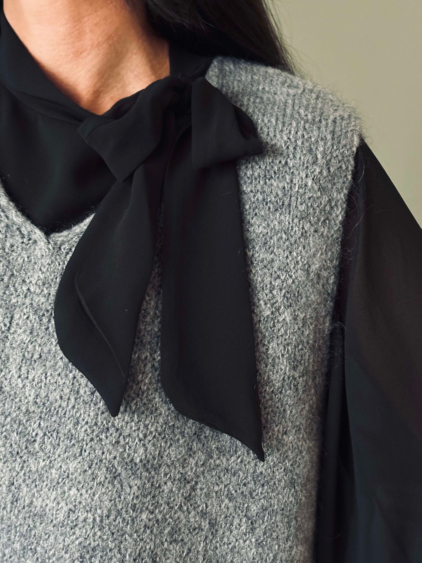 Bluse mit Schleife - Black