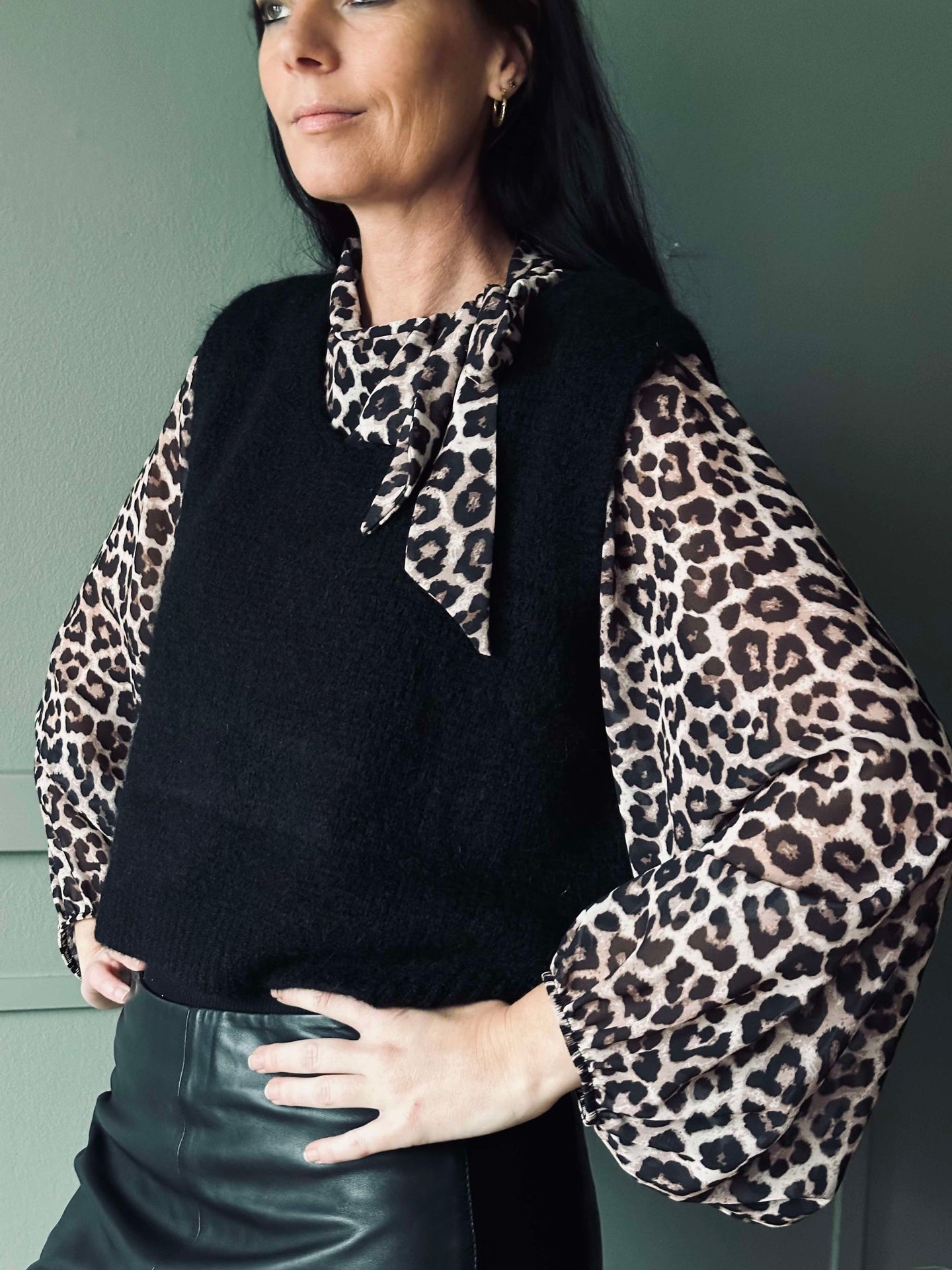 Bluse mit Schleife - Leopard