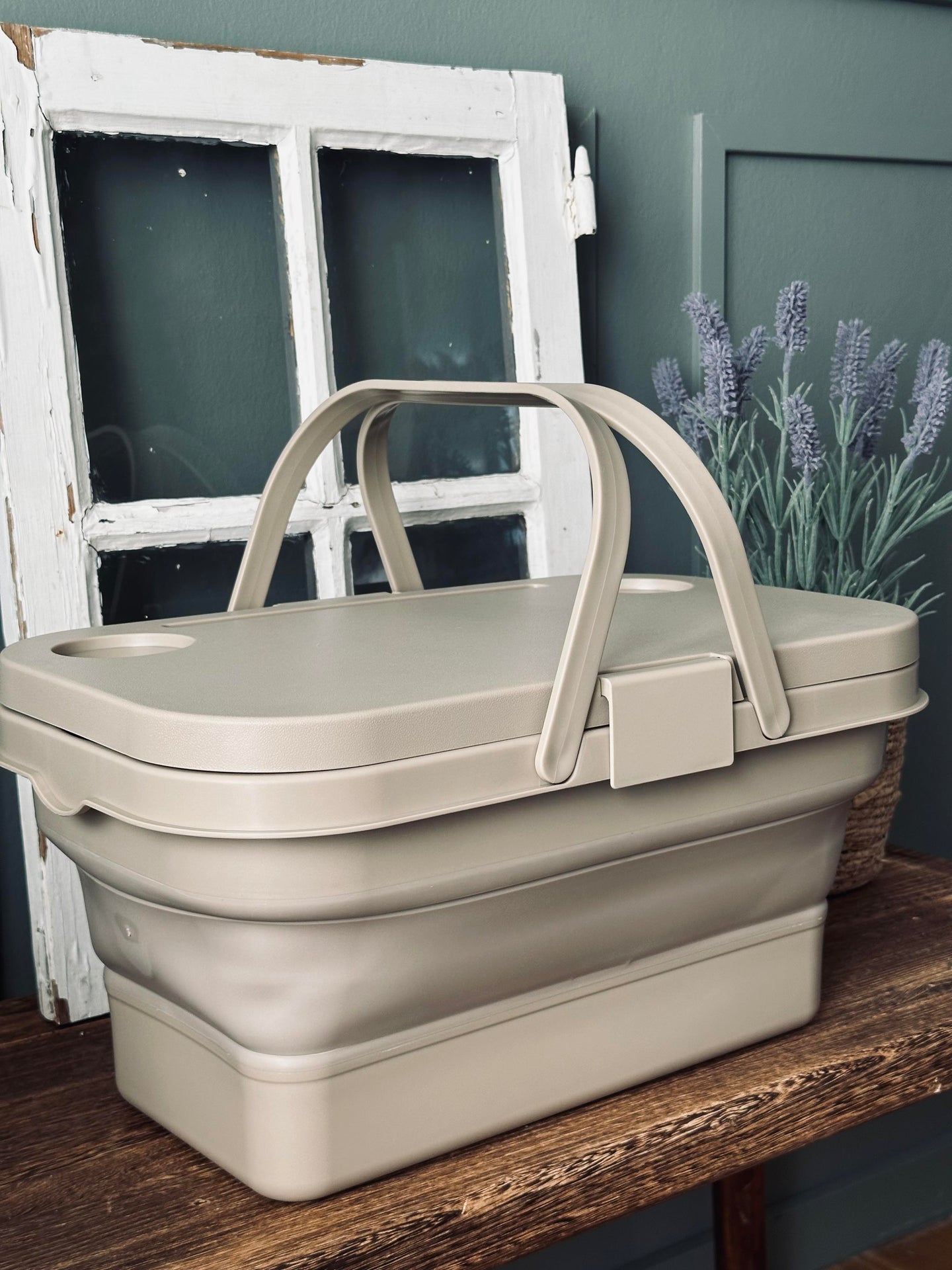 Faltbarer Picknickkorb mit Deckel beige