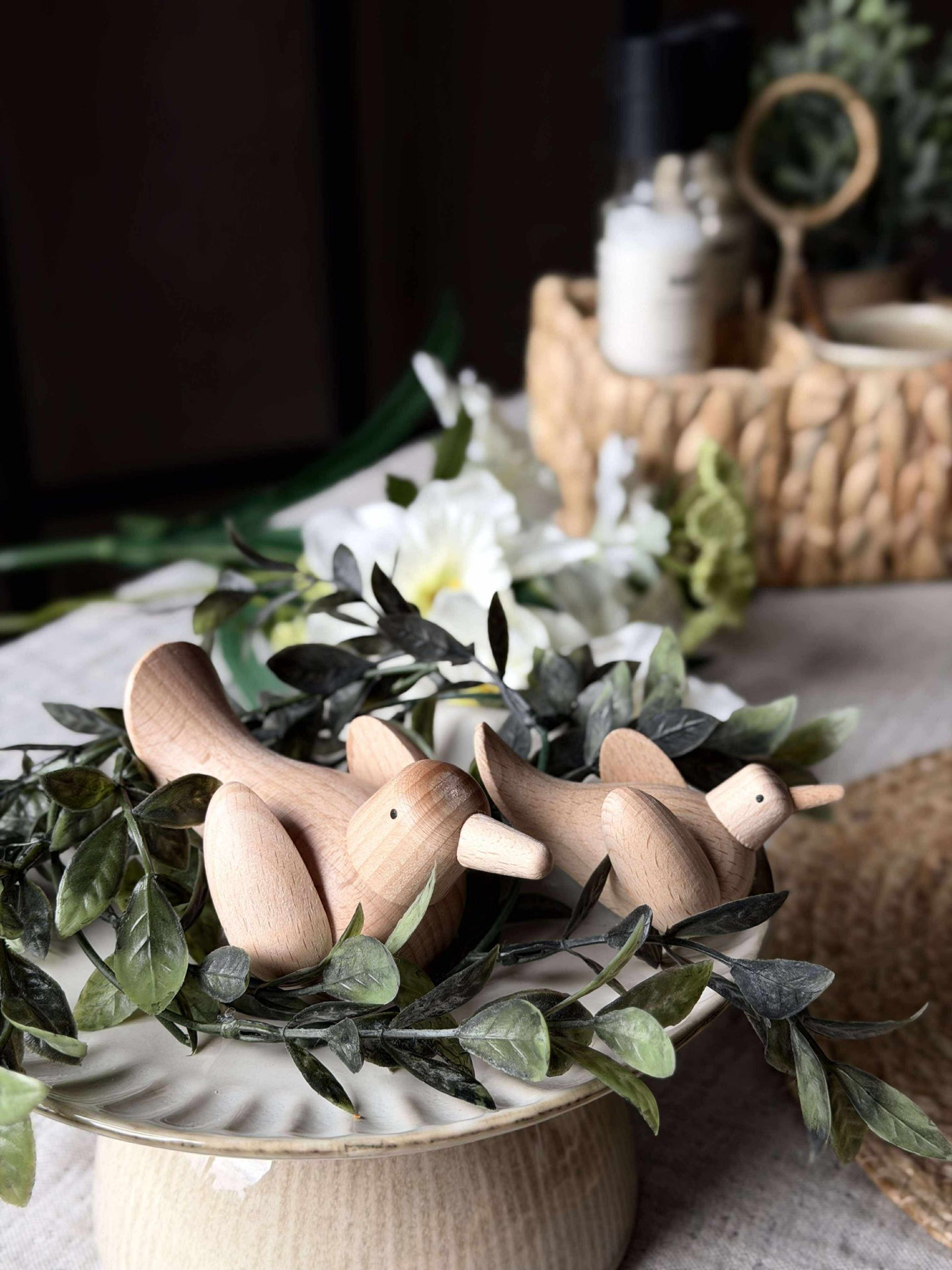 Liegender Vogel - Natur Buche Klein