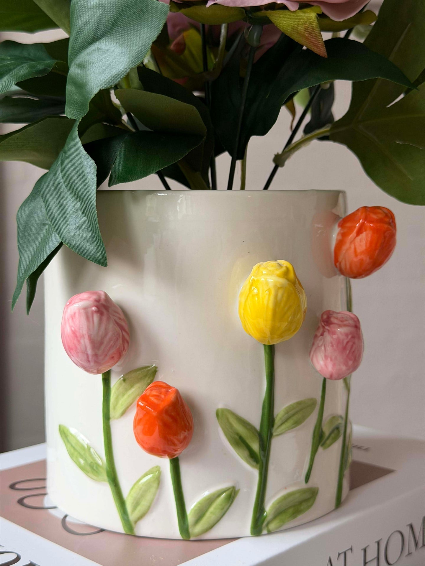 Übertopf mit Tulpen - mehrere Größen