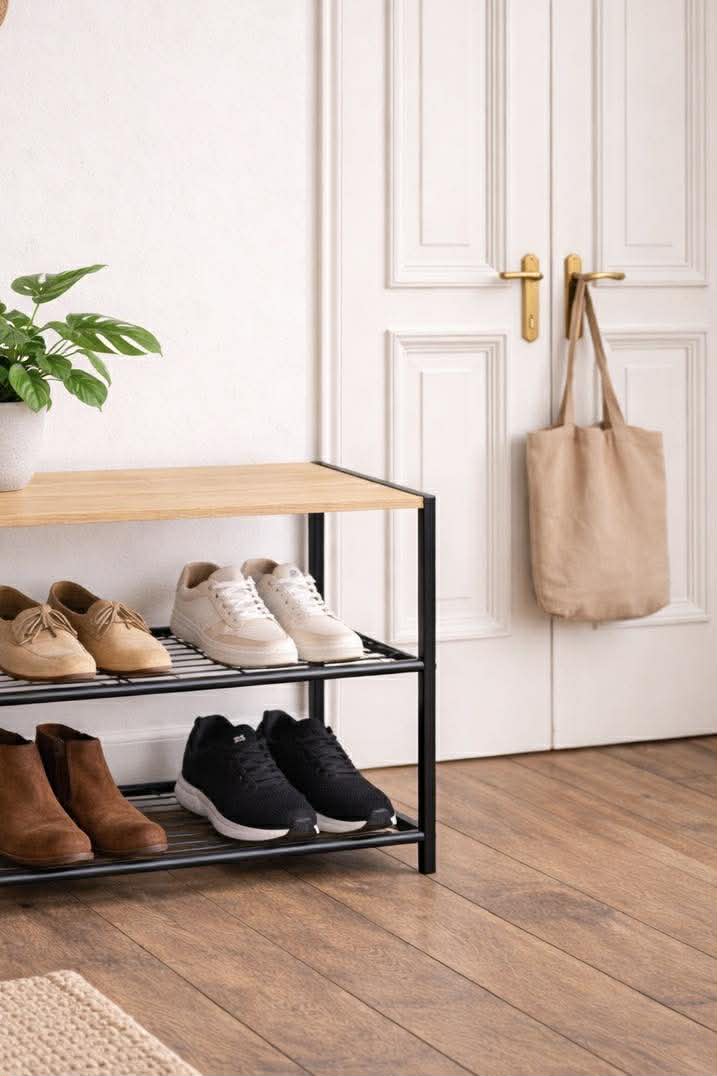 Schuhregal mit 2 Ablagen