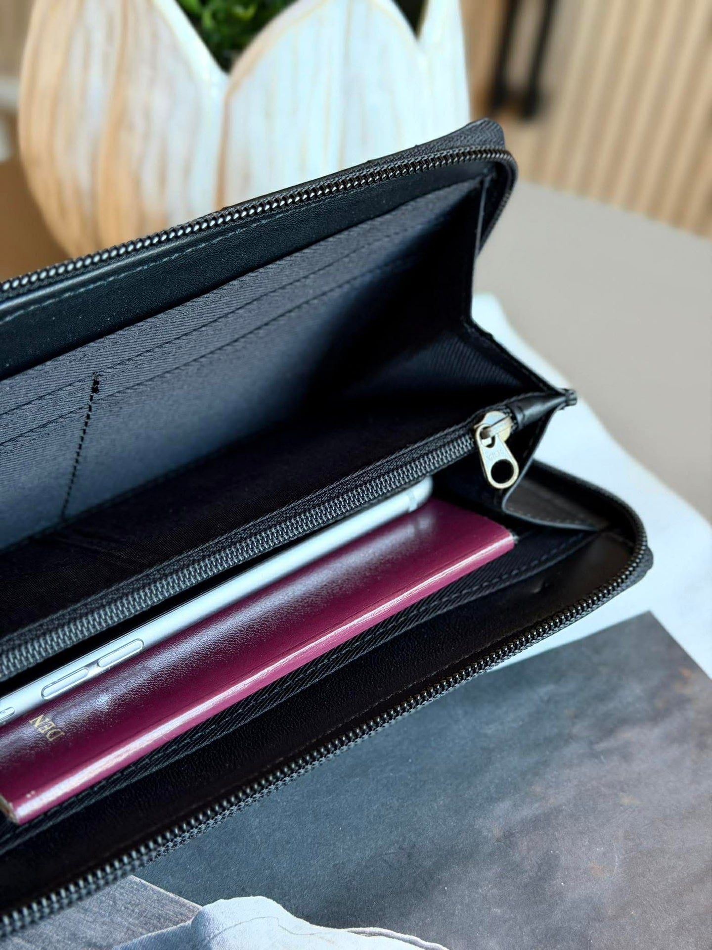 Clutch mit Nieten - LIMA Small schwarz