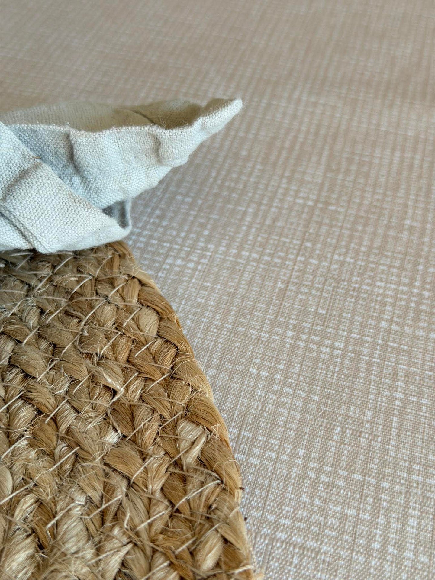 Wasserabweisende Tischdecke - Beige