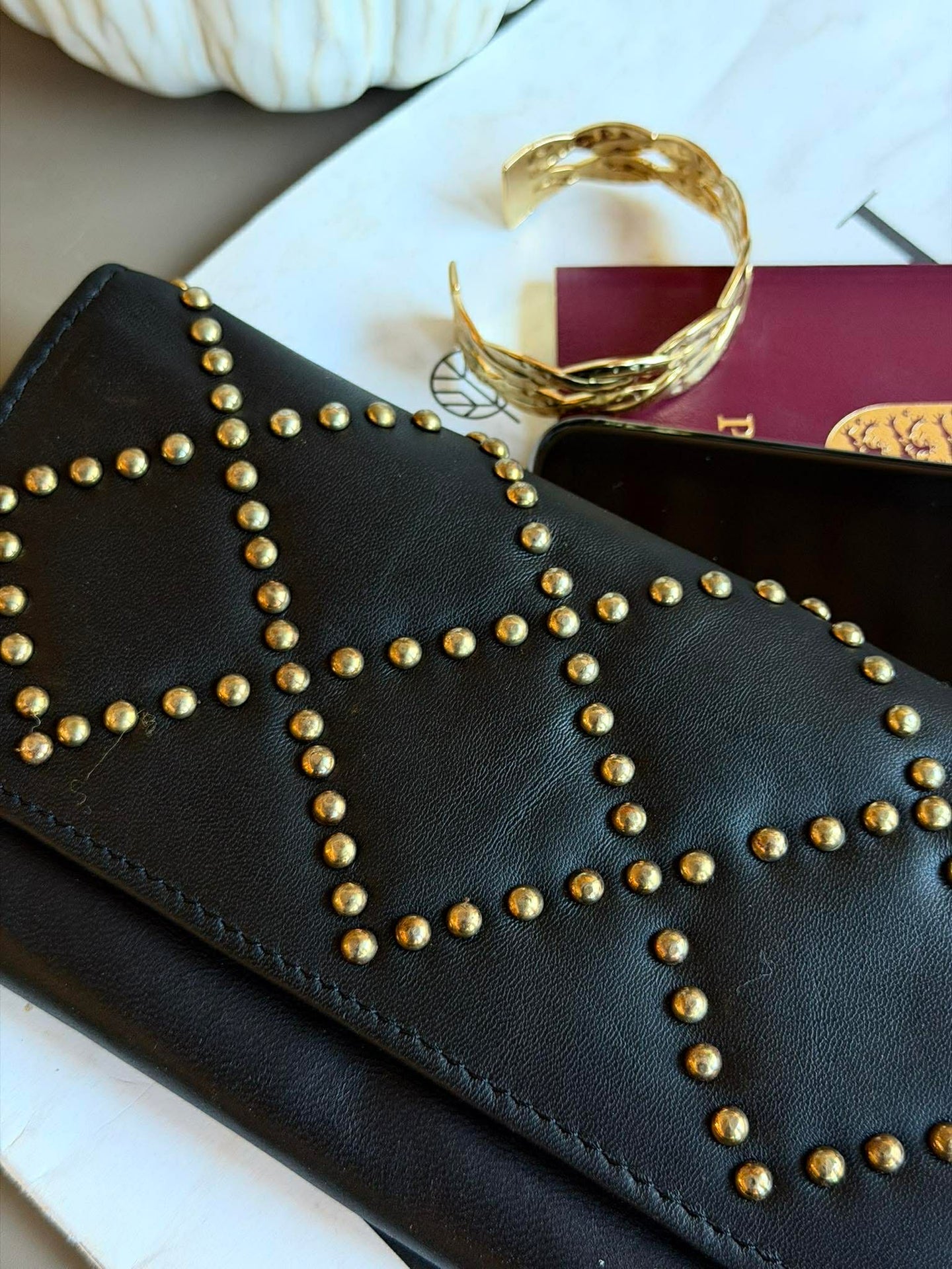 Clutch mit Nieten - LIMA large black