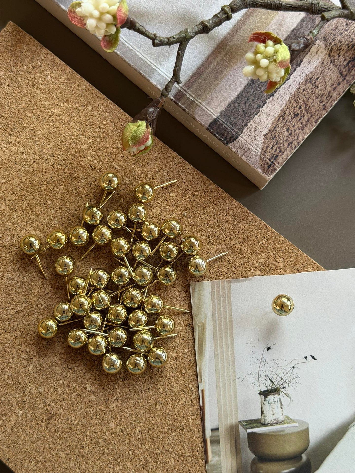 Reißzwecken mit Kugel Gold - 43 Stk.