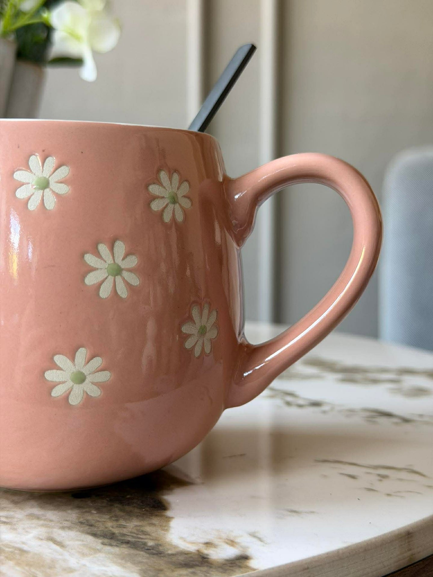 Becher Daisy - Verschiedene Farben