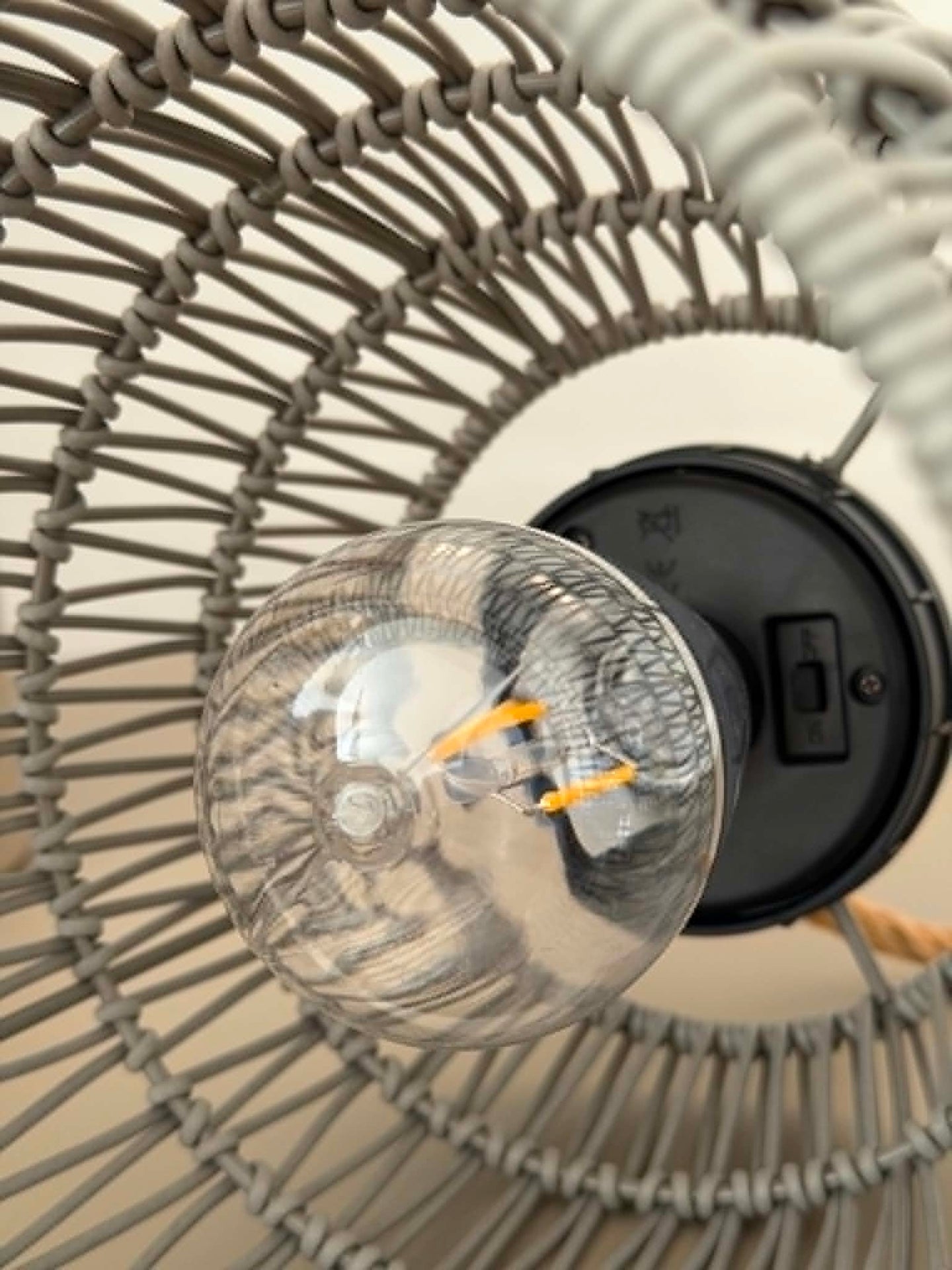 Lampe mit Solar - Grau