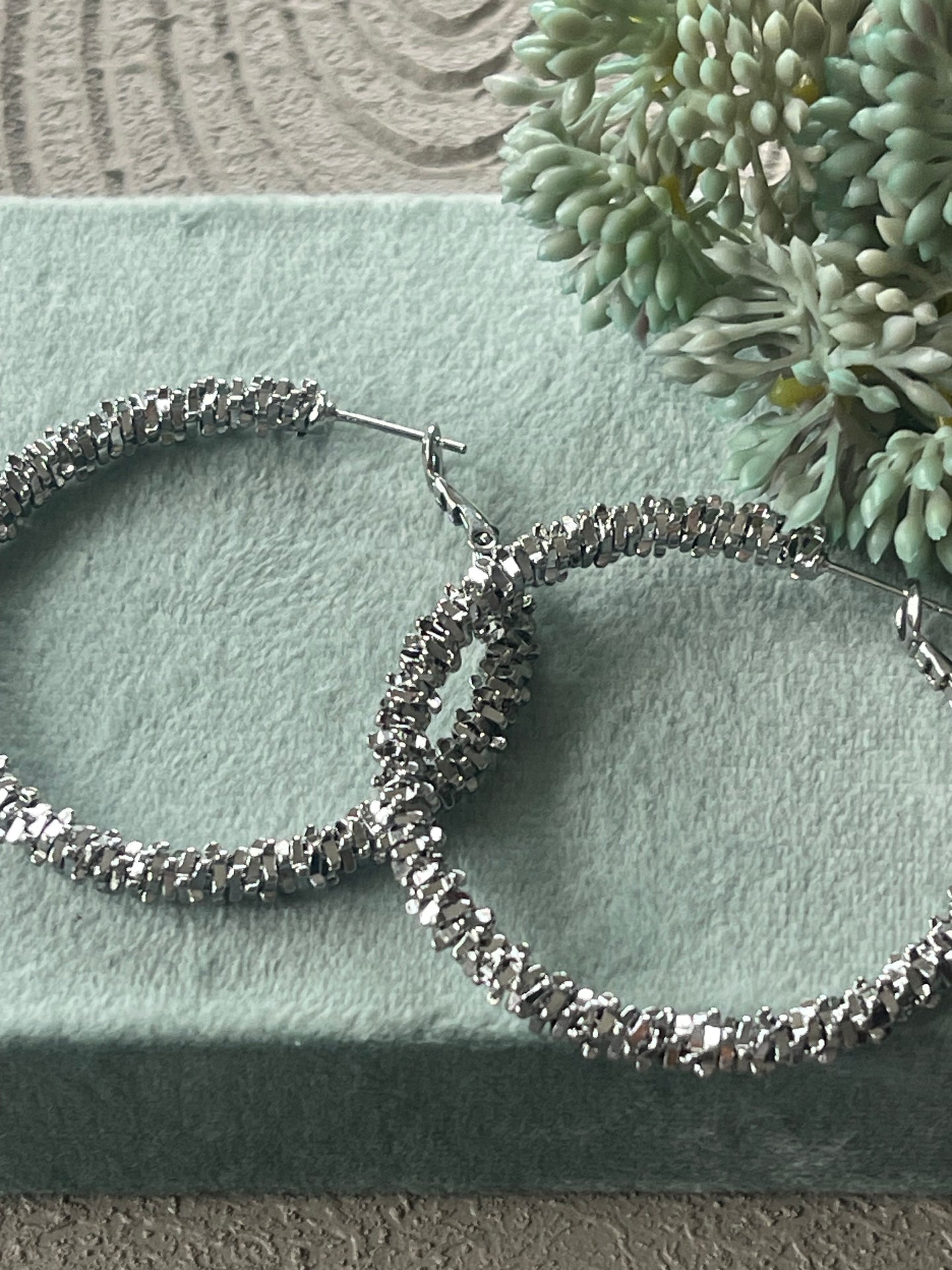Ohrringe INA Hoops Large - versilbert