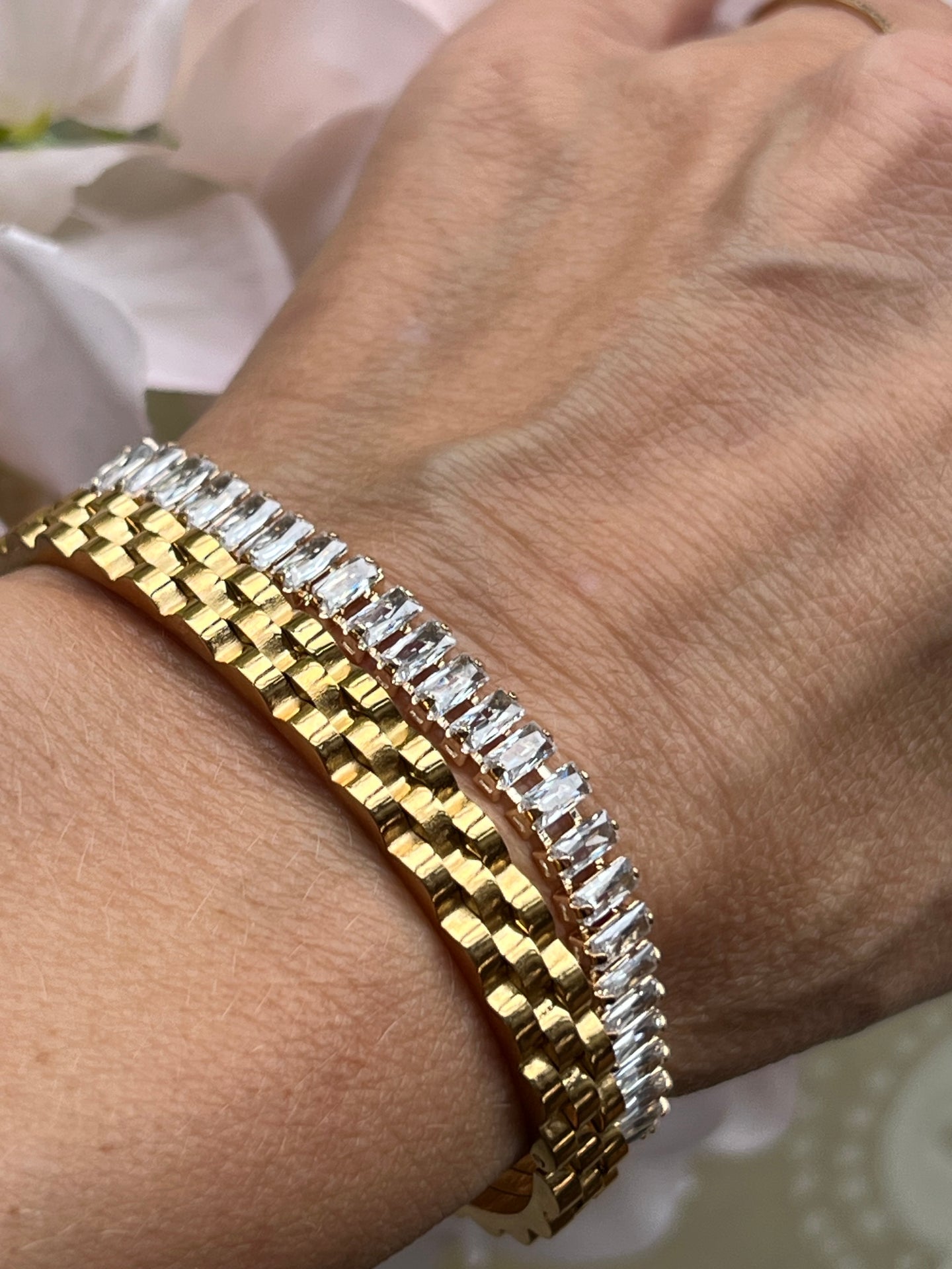 Tennisarmband Thelma mit Zirkonia - vergoldet