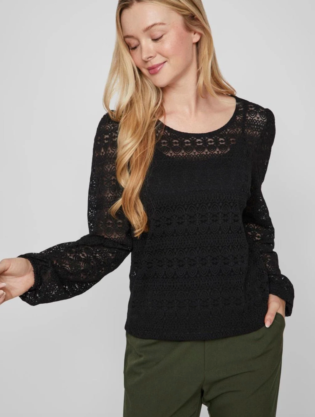Bluse mit Spitze - Chikka Black