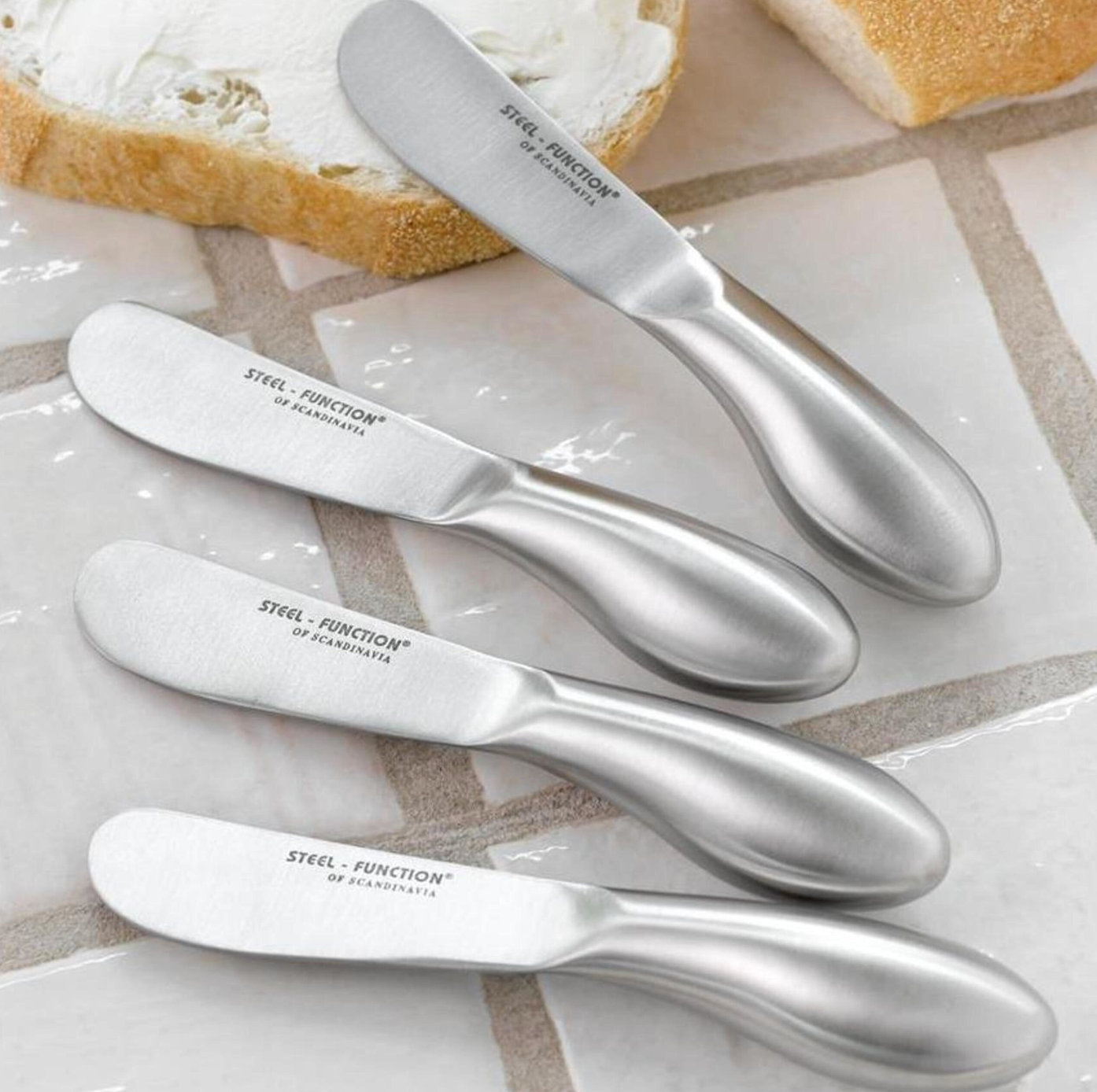 4 Stk. Buttermesser Stahl