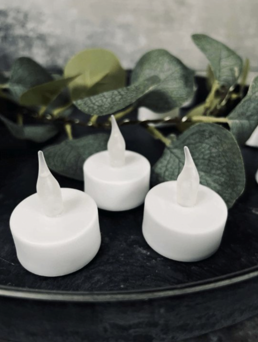 LED-Teelichter - 24 Stück mit Timerfunktion
