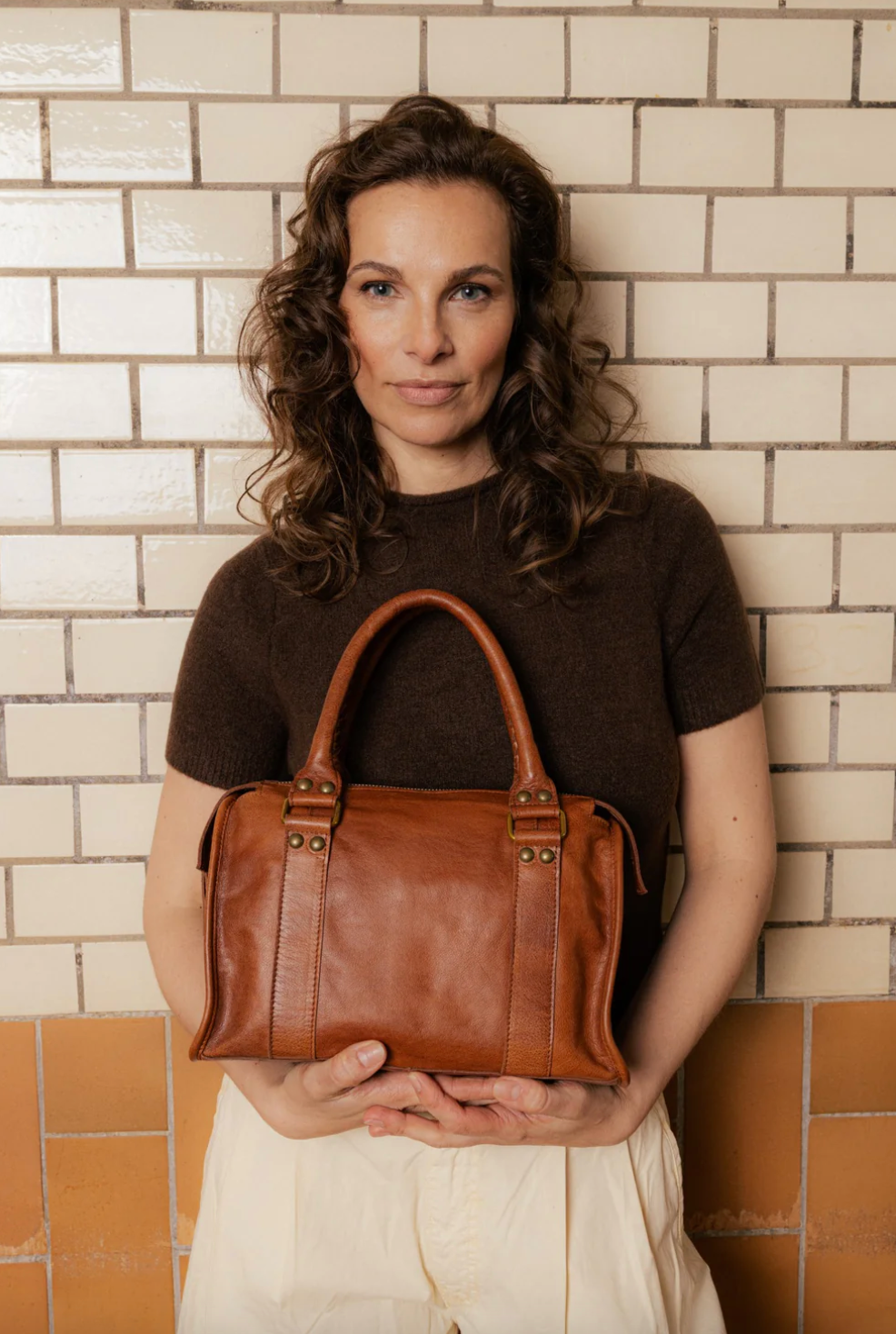 Crossover Miri Small - Walnut