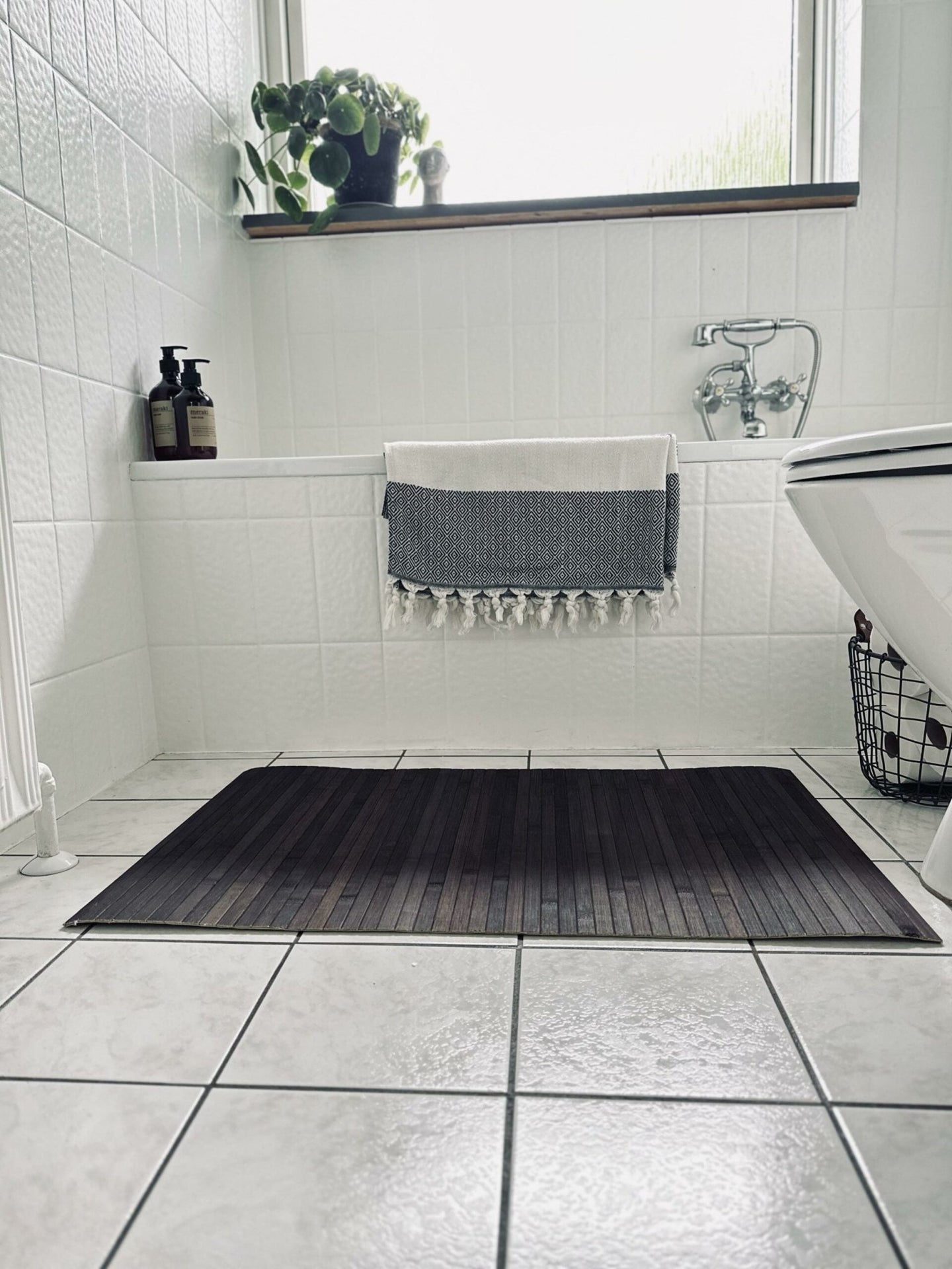 Badematte – Dark Bambus – VIAMAJA.DE