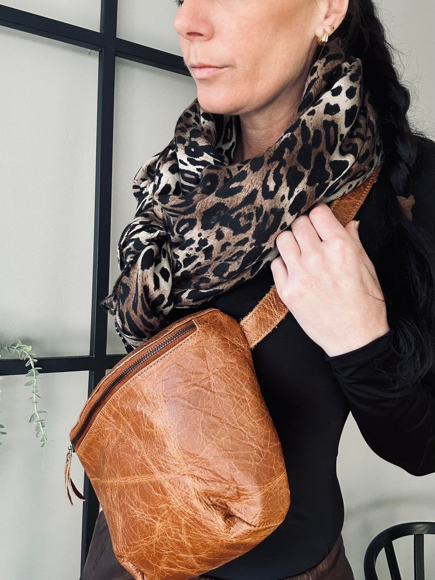 Bumbag BELLA i Cognac Vintage bøffellæder - VIAMAJA.DK