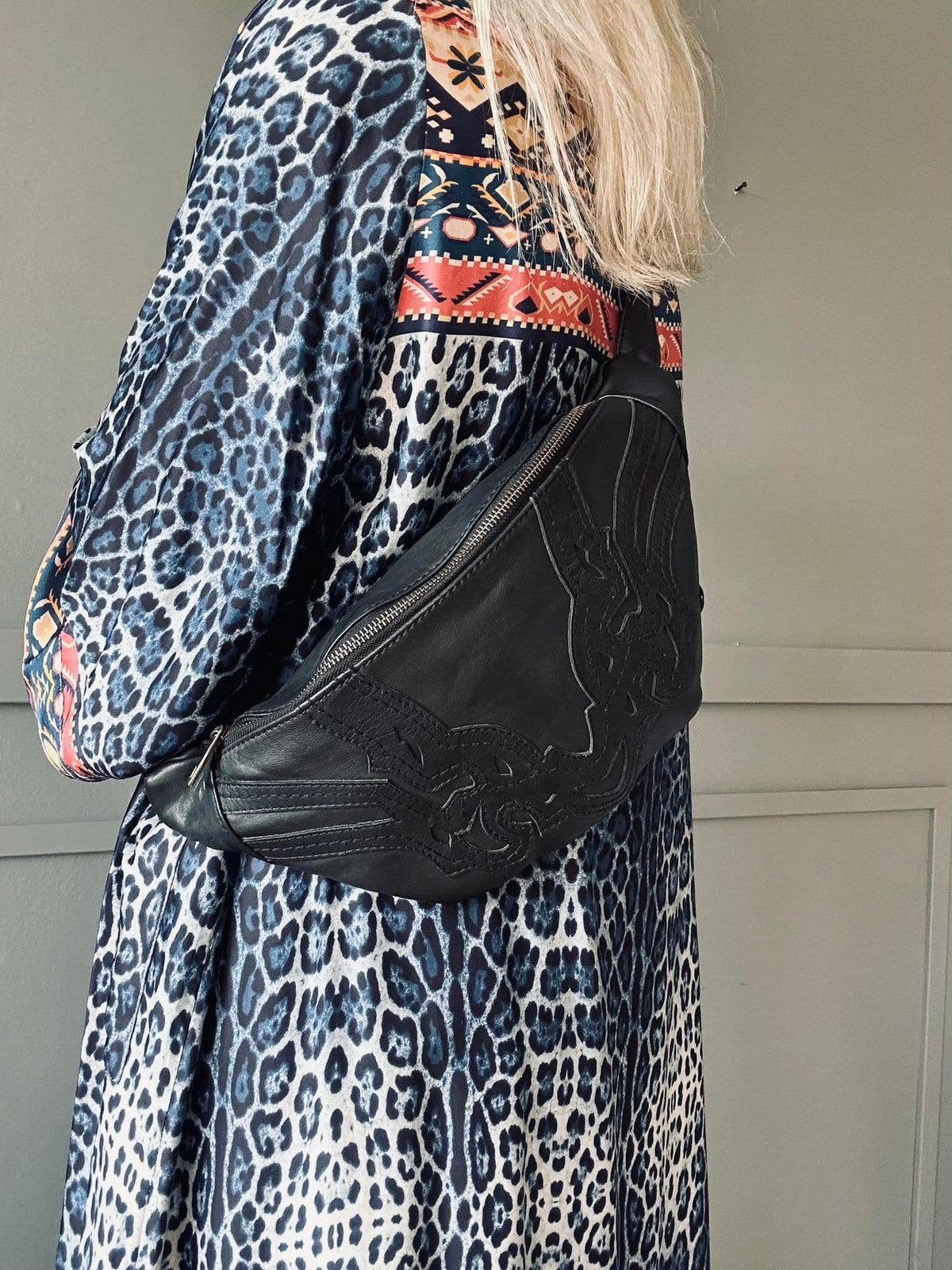 Bumbag CARGO Black - VIAMAJA.DK