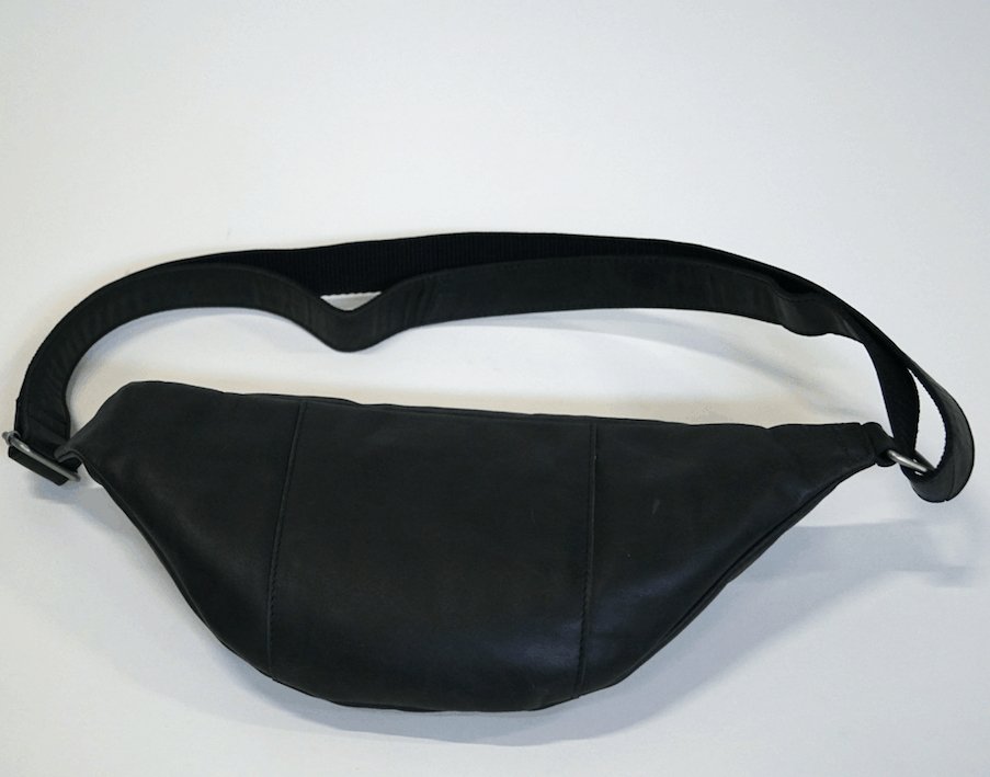 Bumbag i sort bøffelskind - small - VIAMAJA