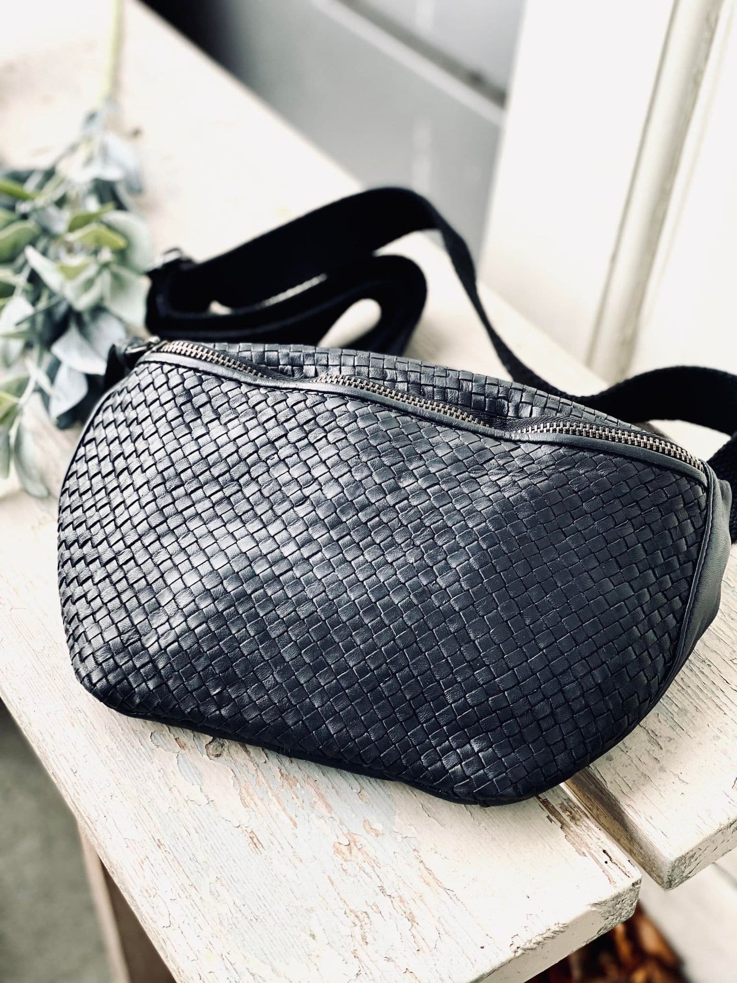 Bumbag KATIE flet - Black - VIAMAJA.DK