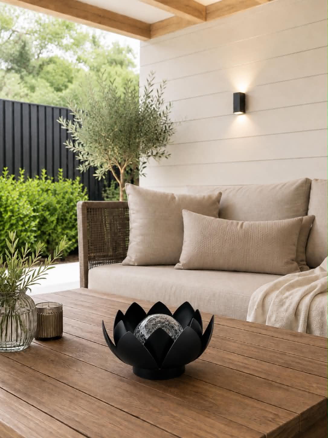 Lotus med solar