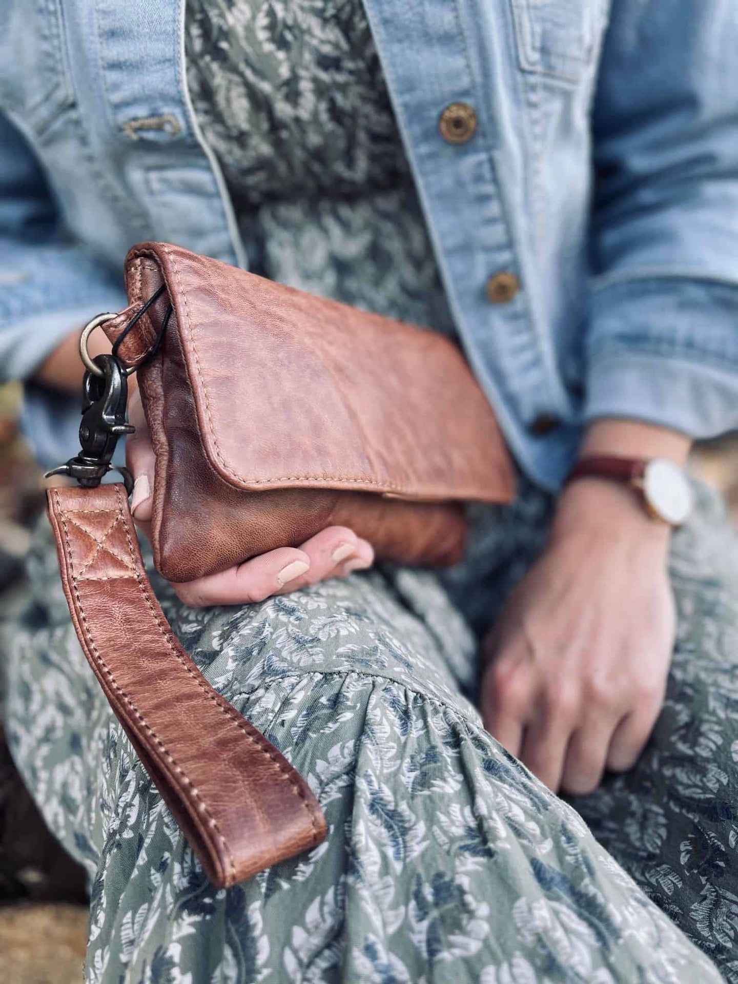 Clutch MILO lækker skindkvalitet – CHESTNUT - VIAMAJA.DK