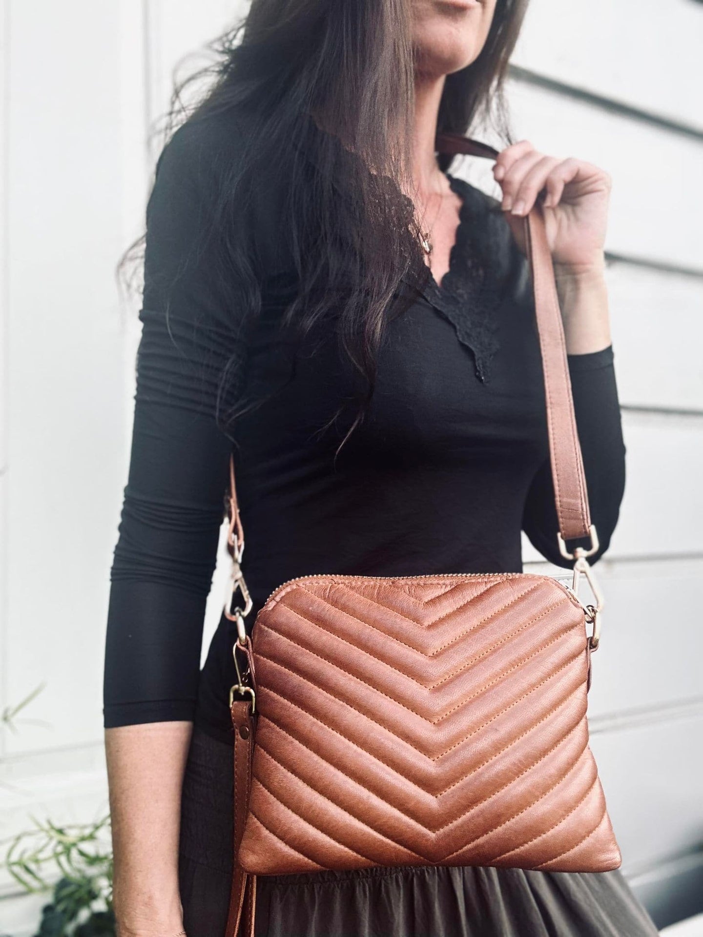 Crossbody clutch ALICE - Cognac Quilt - VIAMAJA.DK