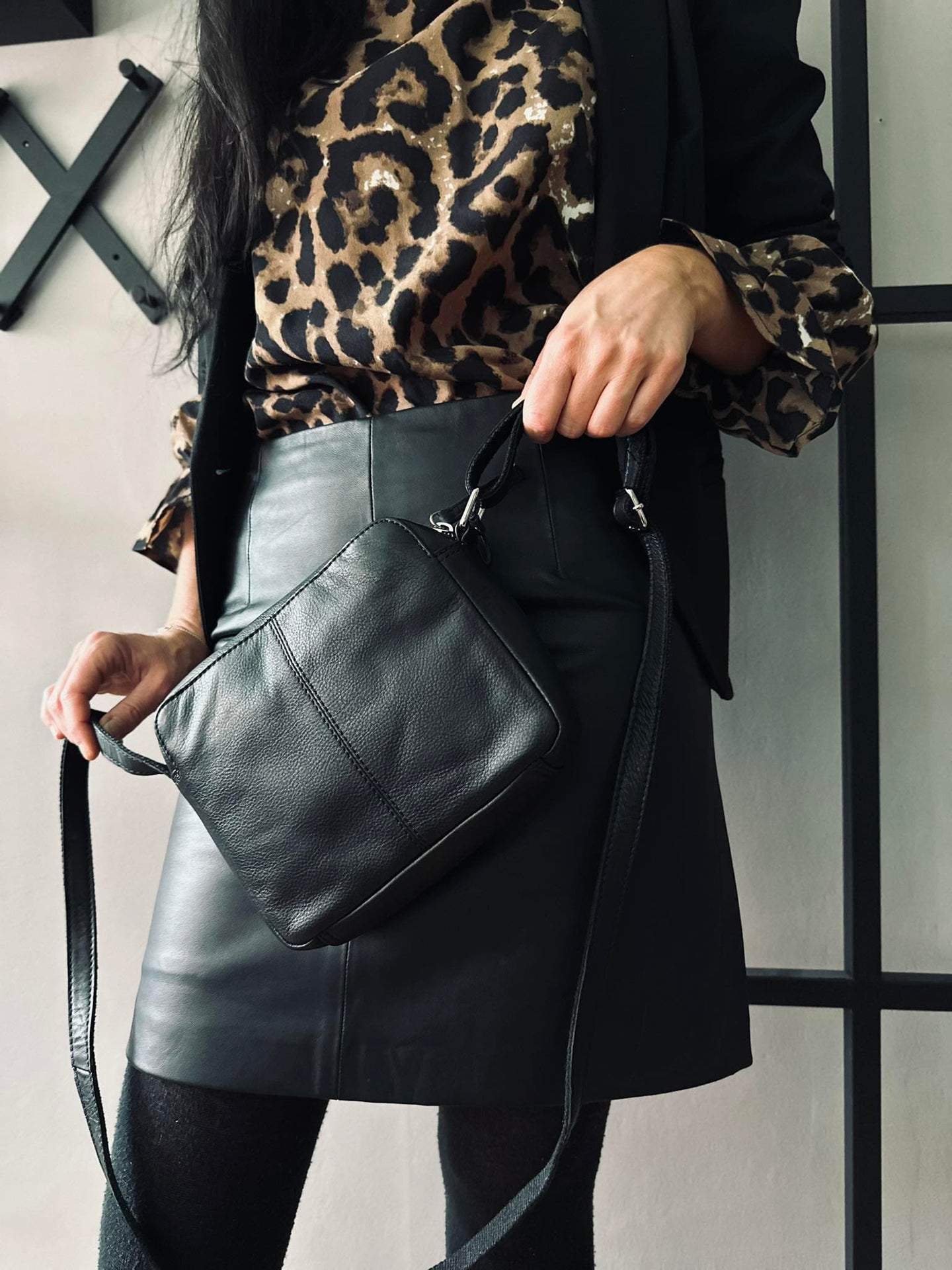 Crossbody Nola Black - VIAMAJA.DK