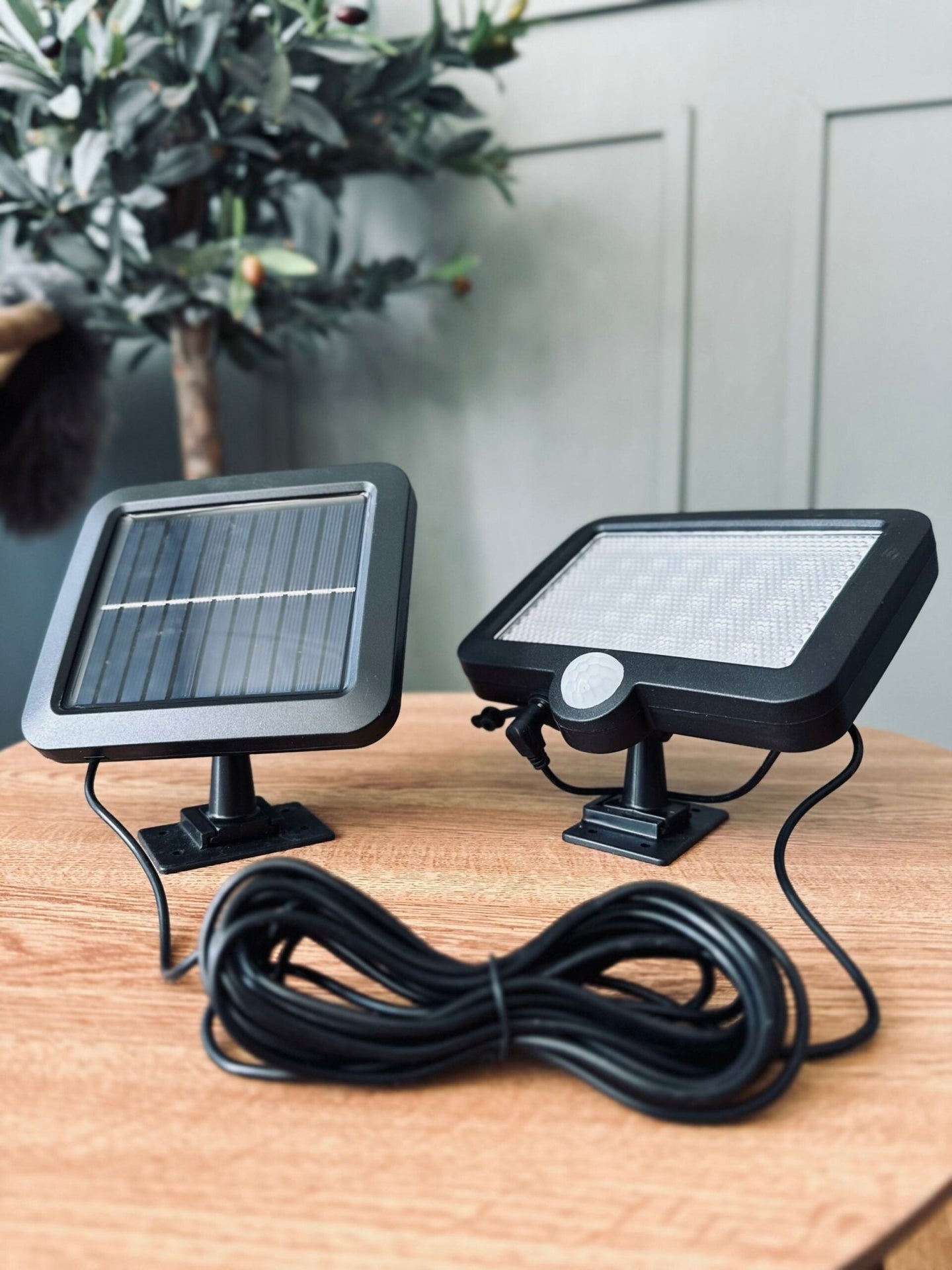 Detector med solceller - VIAMAJA.DK