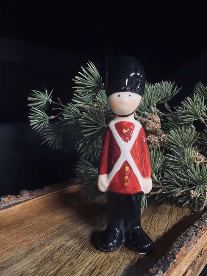 Garde / keramik - Stående 15cm - VIAMAJA