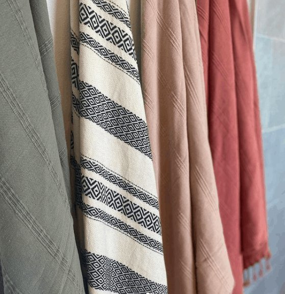Hamam håndklæde – Black / Off White – 90×180 - VIAMAJA
