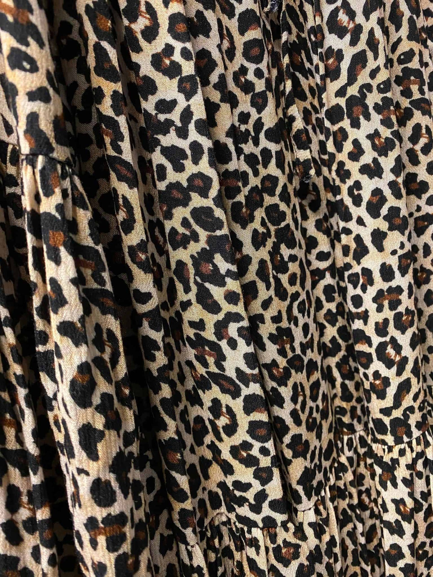 Kjole i leopard - VIAMAJA.DK