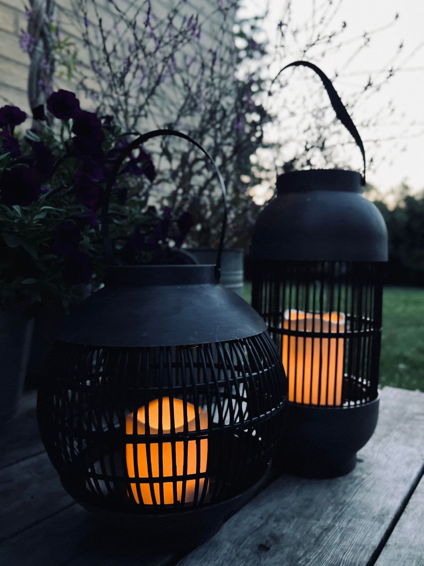 Lanterne med solceller Rattan Høj - Grå - VIAMAJA.DK