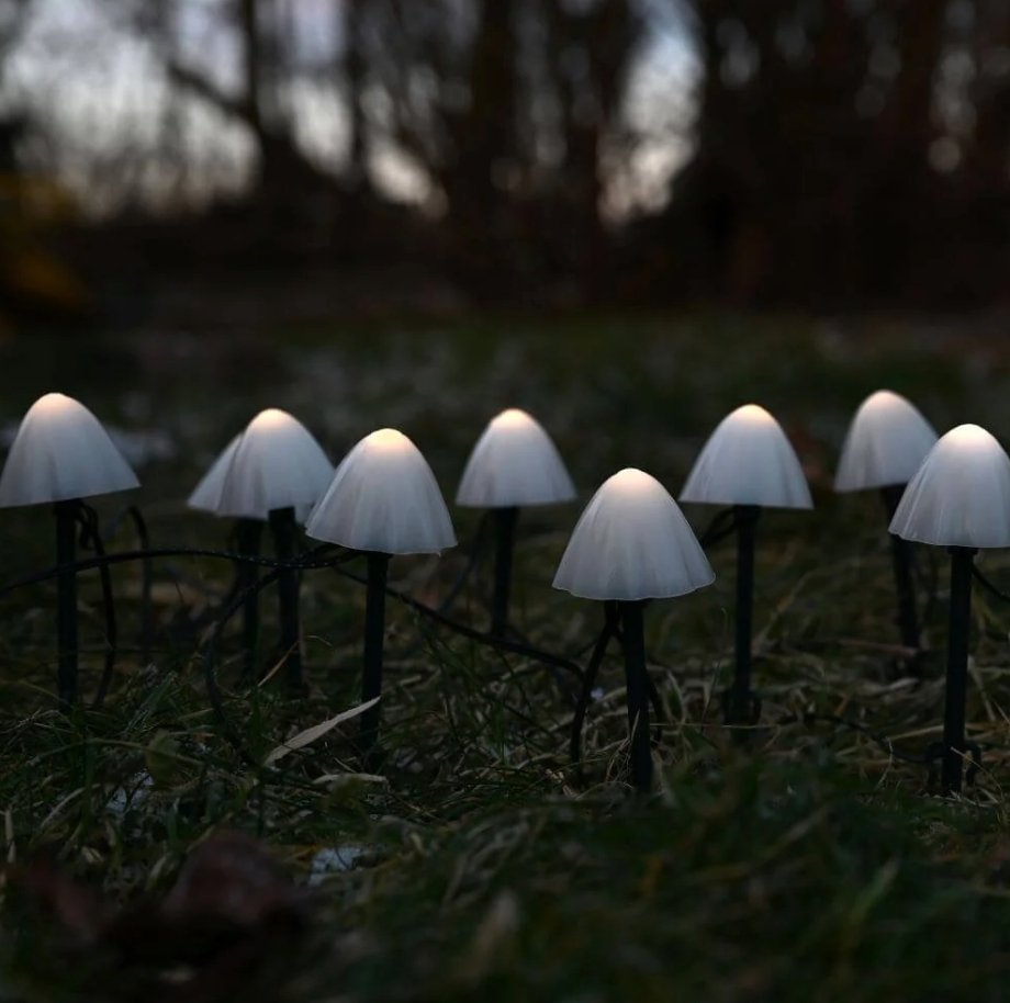 Lyskæde MUSHROOM med solceller - VIAMAJA.DK