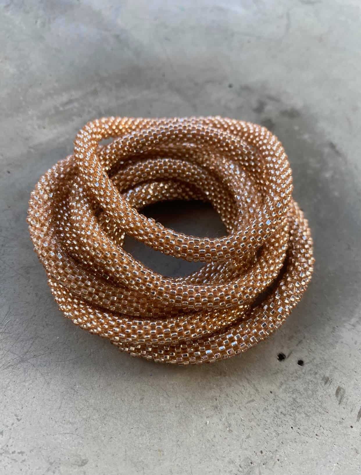 Nepal armbånd – Gylden - VIAMAJA.DK