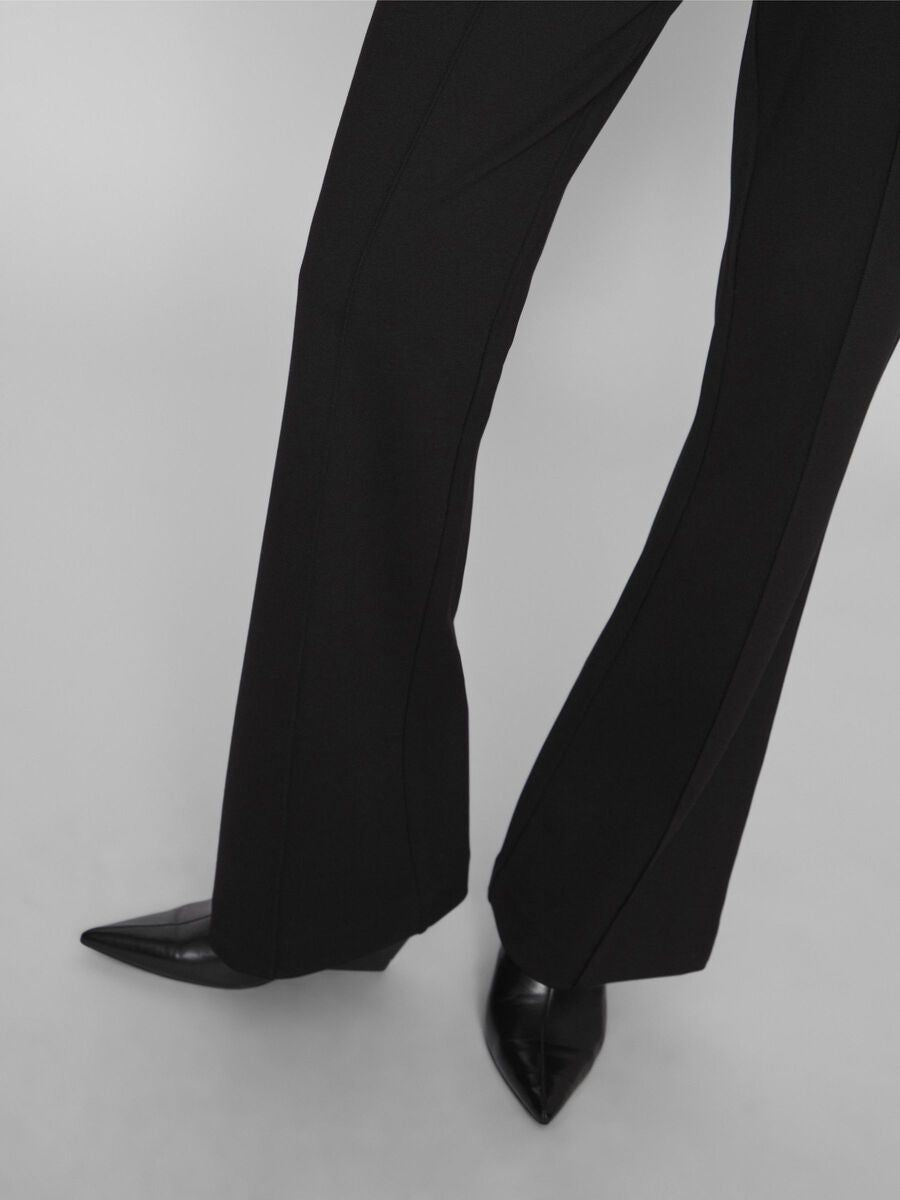 Hochgeschnittene Hosen - Schwarz
