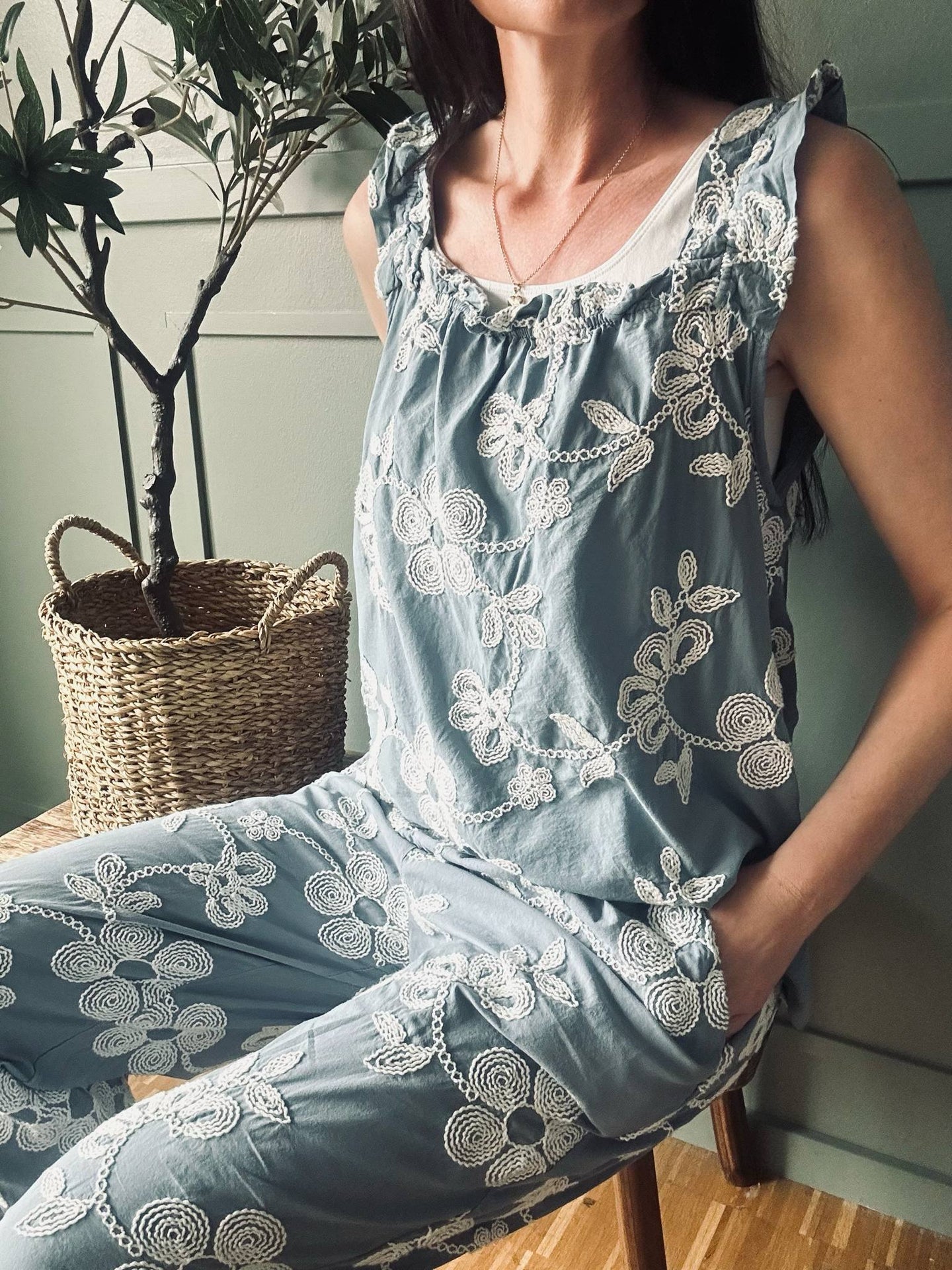 Hose Amira blau
