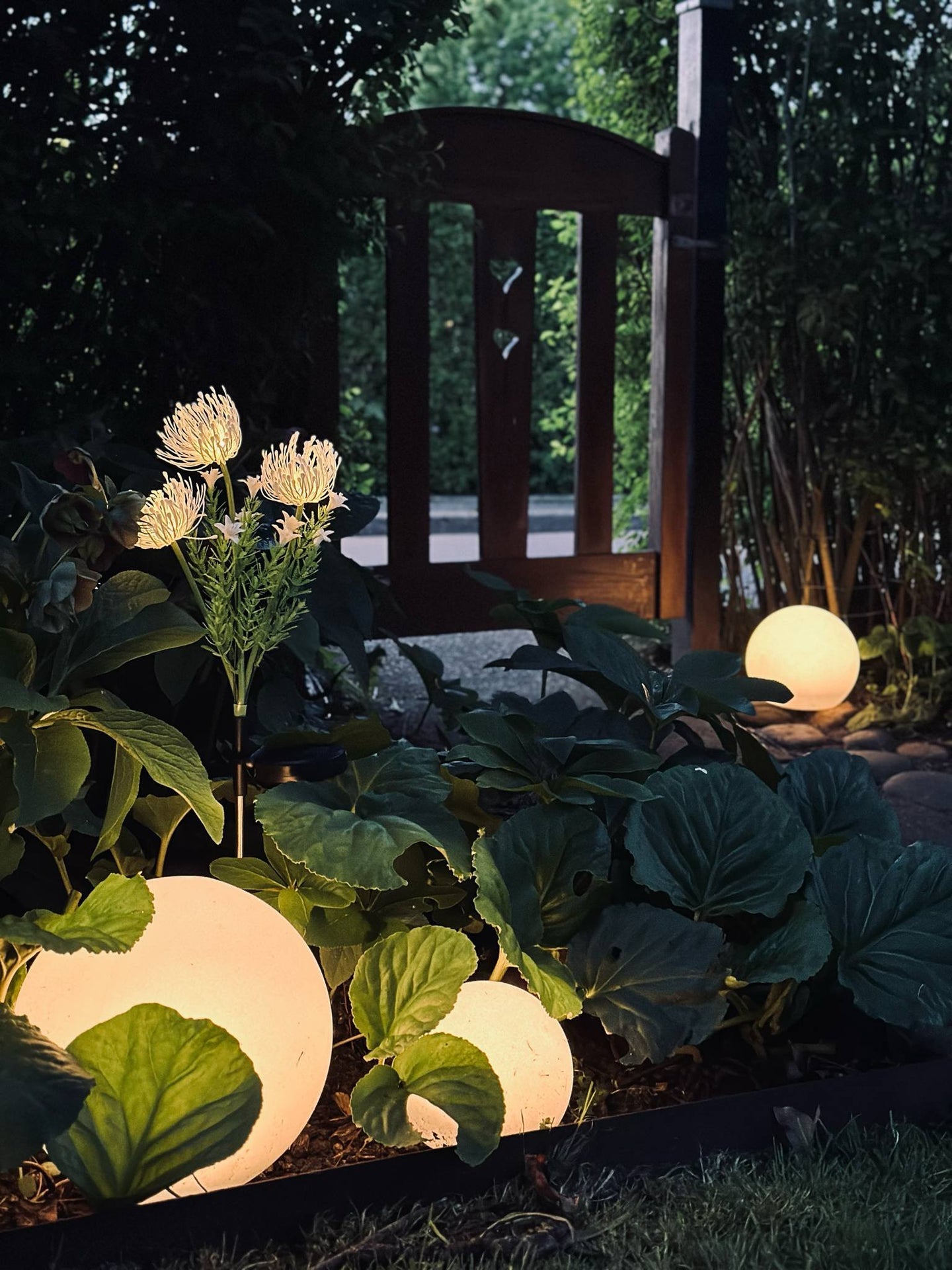 Leuchtkugeln mit Solarzellen – Set mit 3 Stk