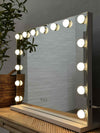 Hollywood Makeup-Spiegel mit Licht