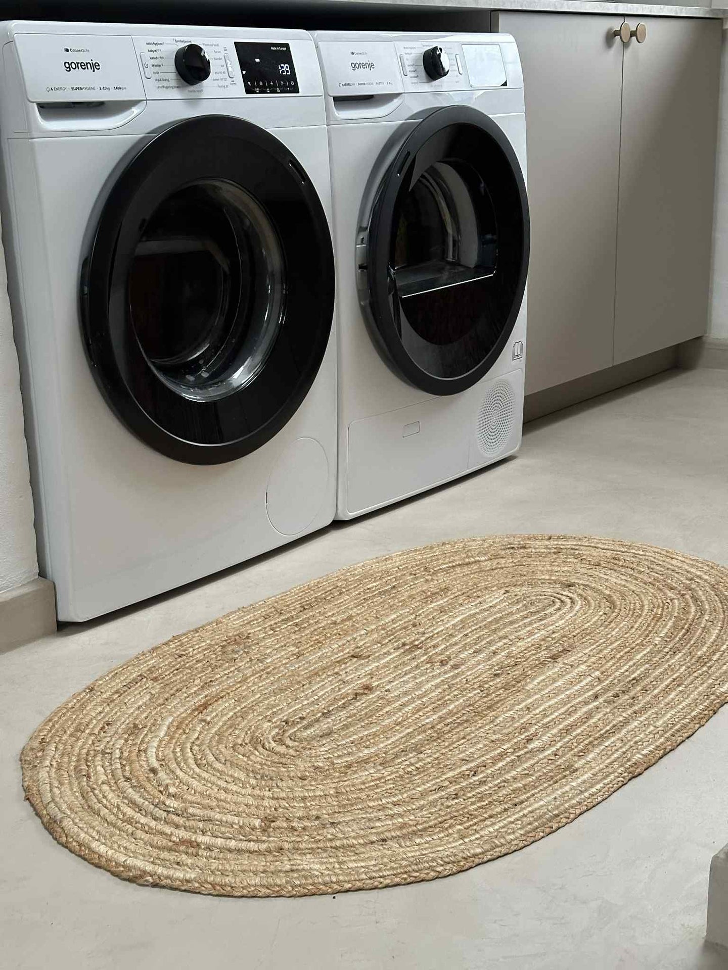 Geflochtener Juteteppich - Oval