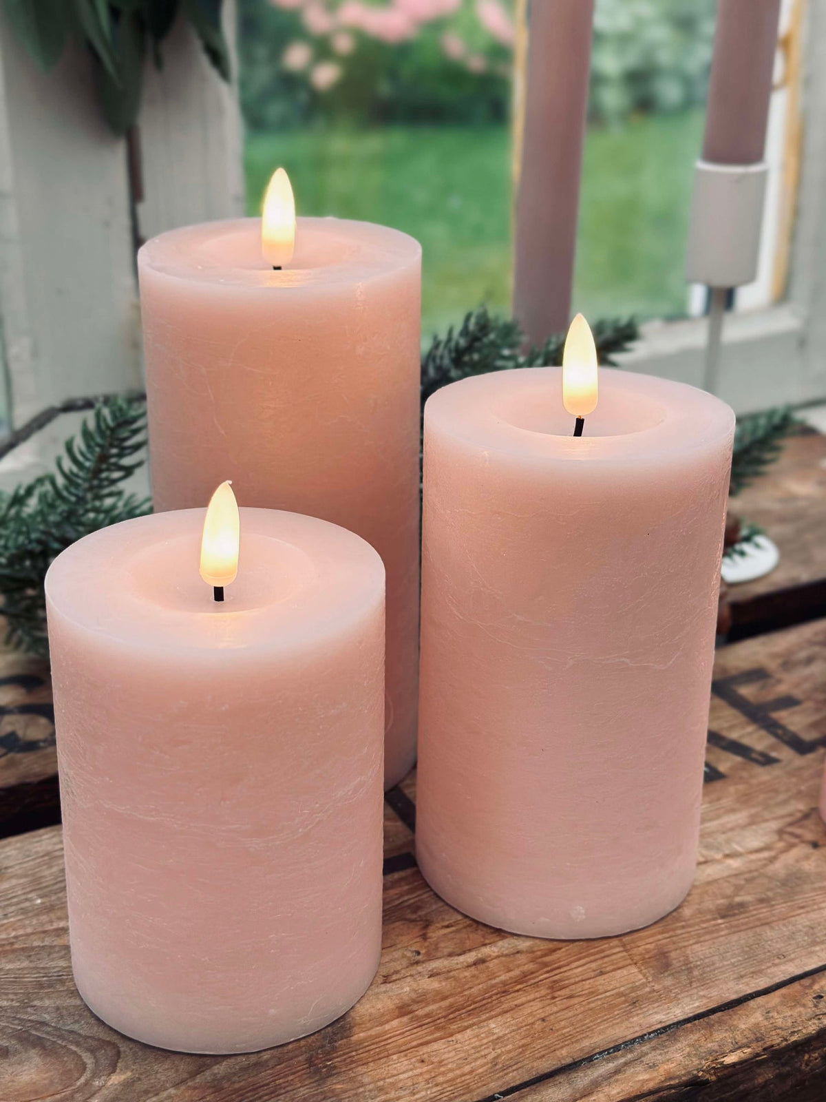 LED Blockkerzen / Rosa – 3 Stk Rustikale Kerzen