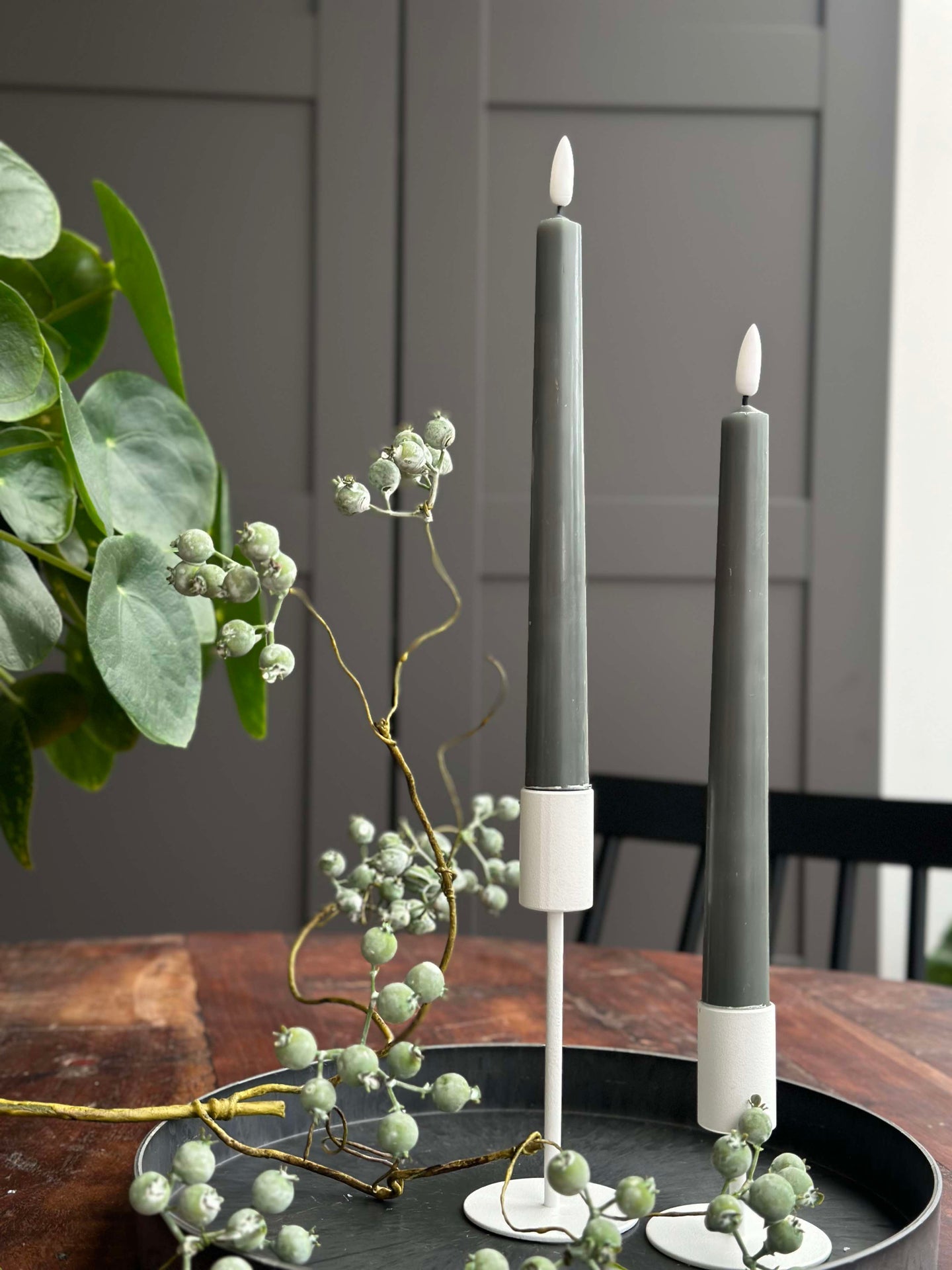 Stumpenkerzen / Set mit 2 Stück und Fernbedienung – Grün 24 cm