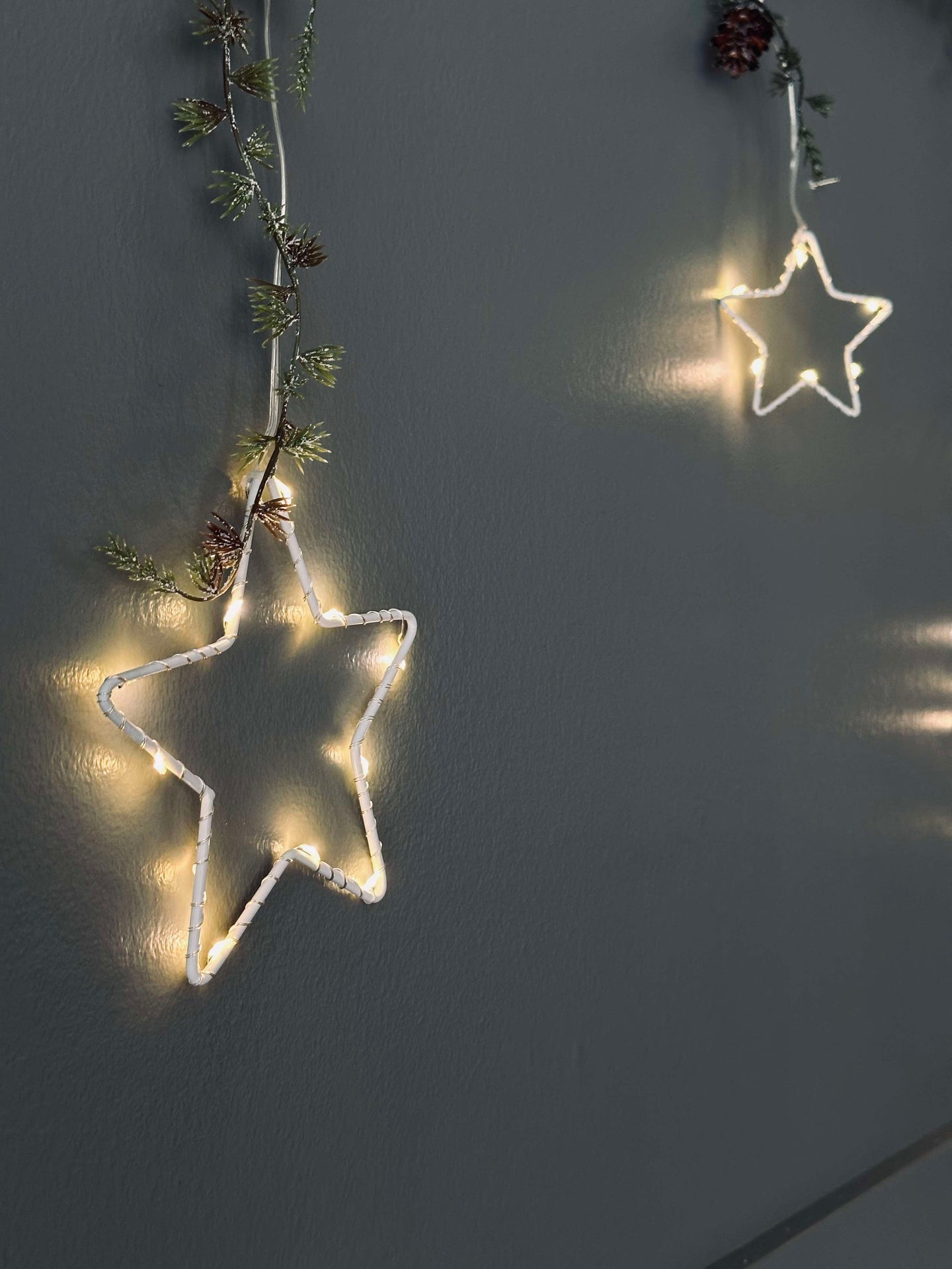 LED-Lichterkette mit Sternen