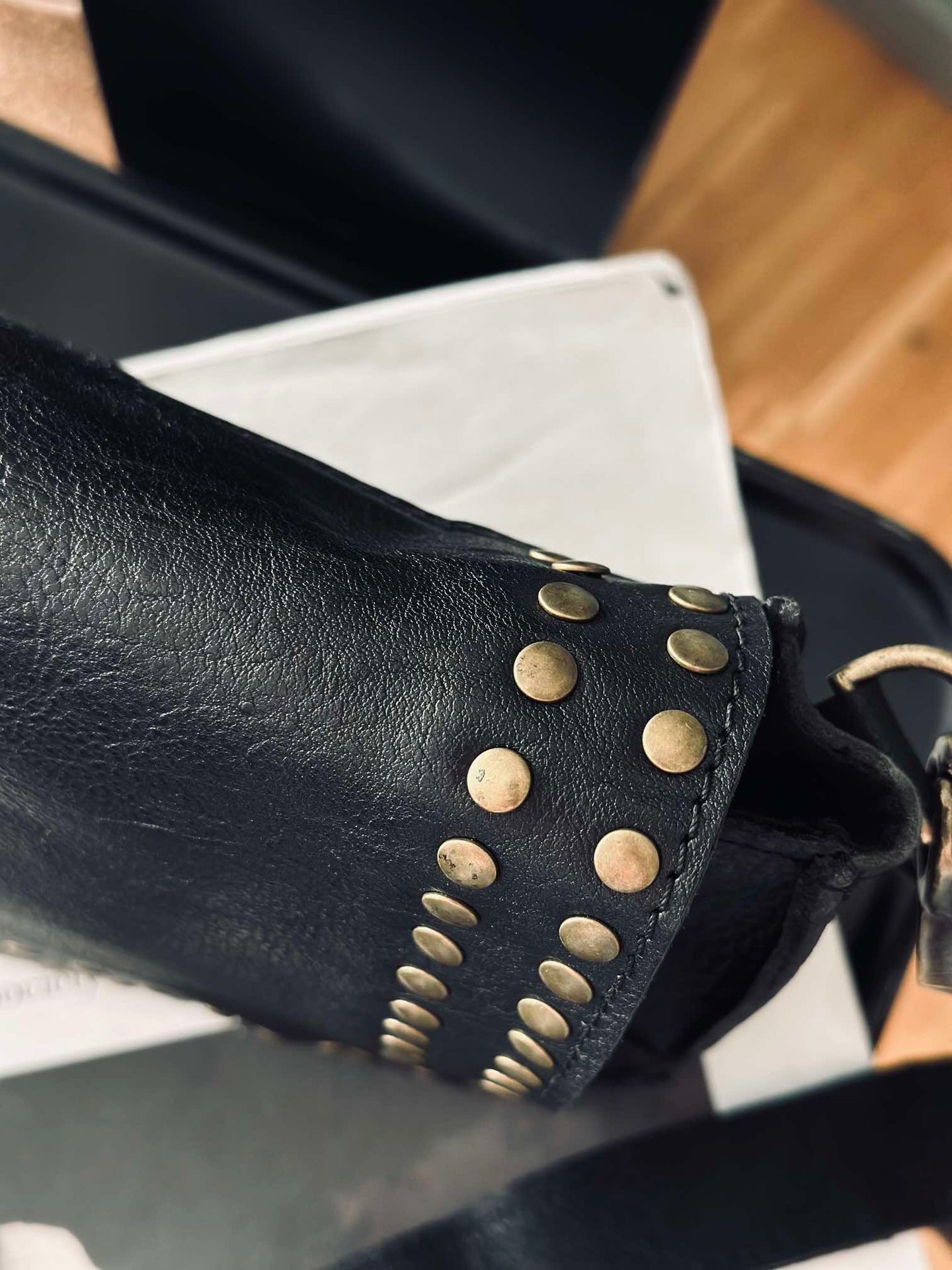 Crossover Raw Vintage black