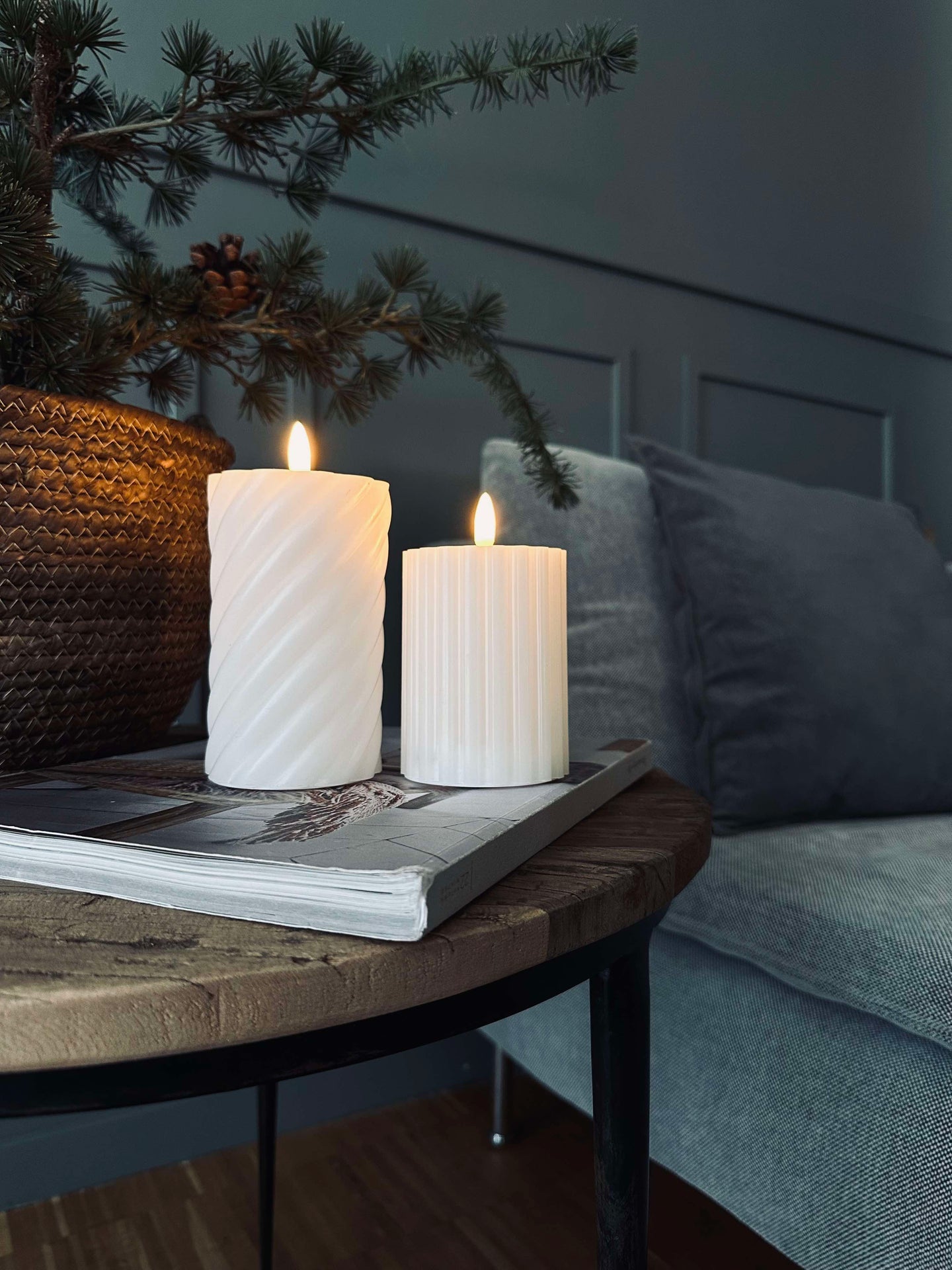 LED-Blockkerzen / Design – 2 Stk. Weiß gestreift