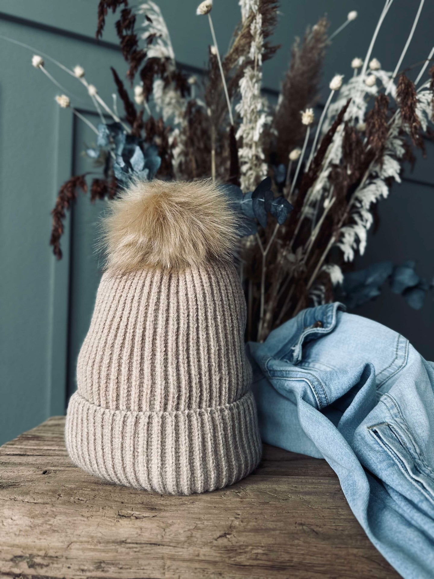Mütze mit Bommel - Camel